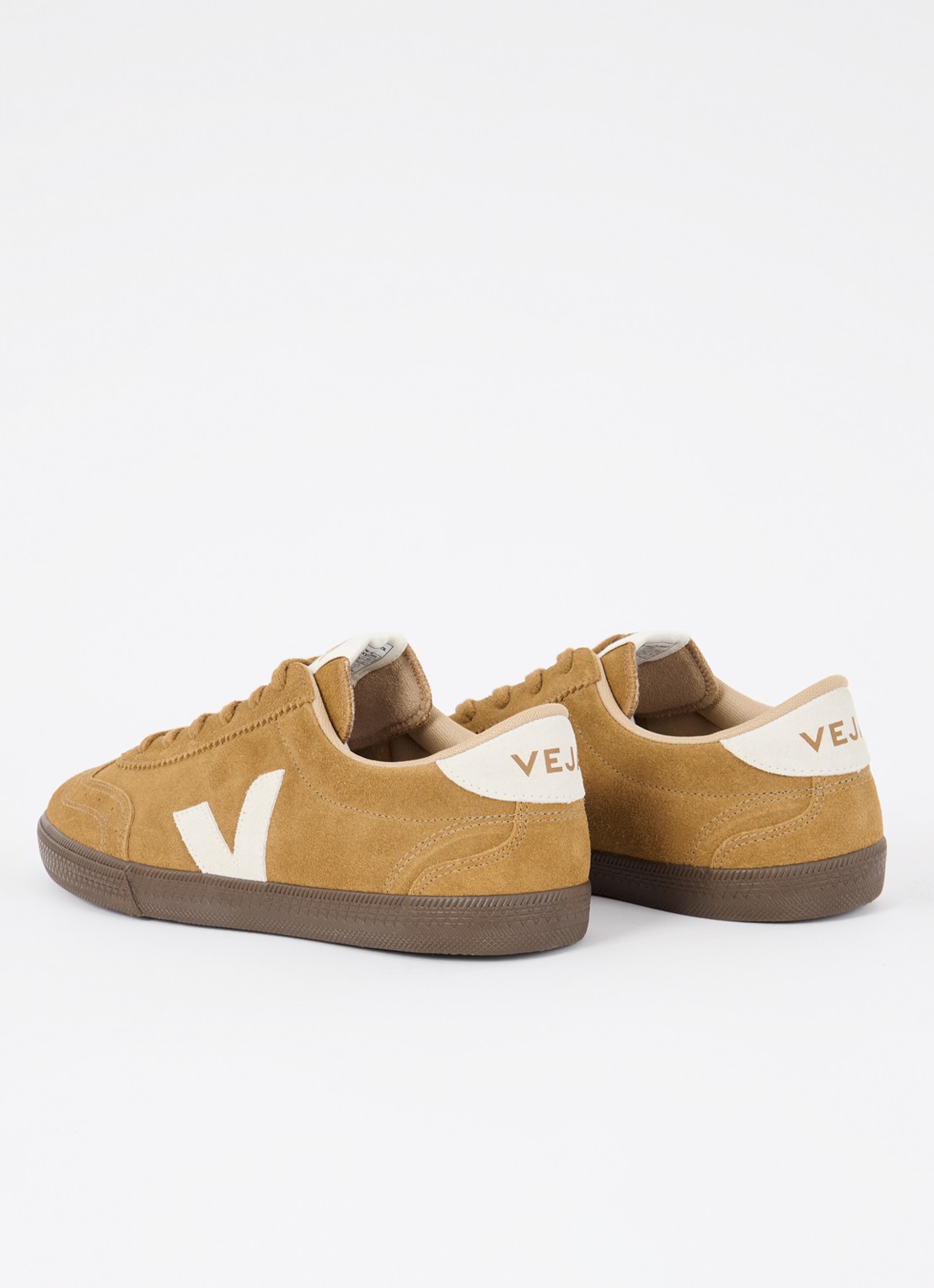 Veja Volley sneaker van suède - achterkant 4 camel