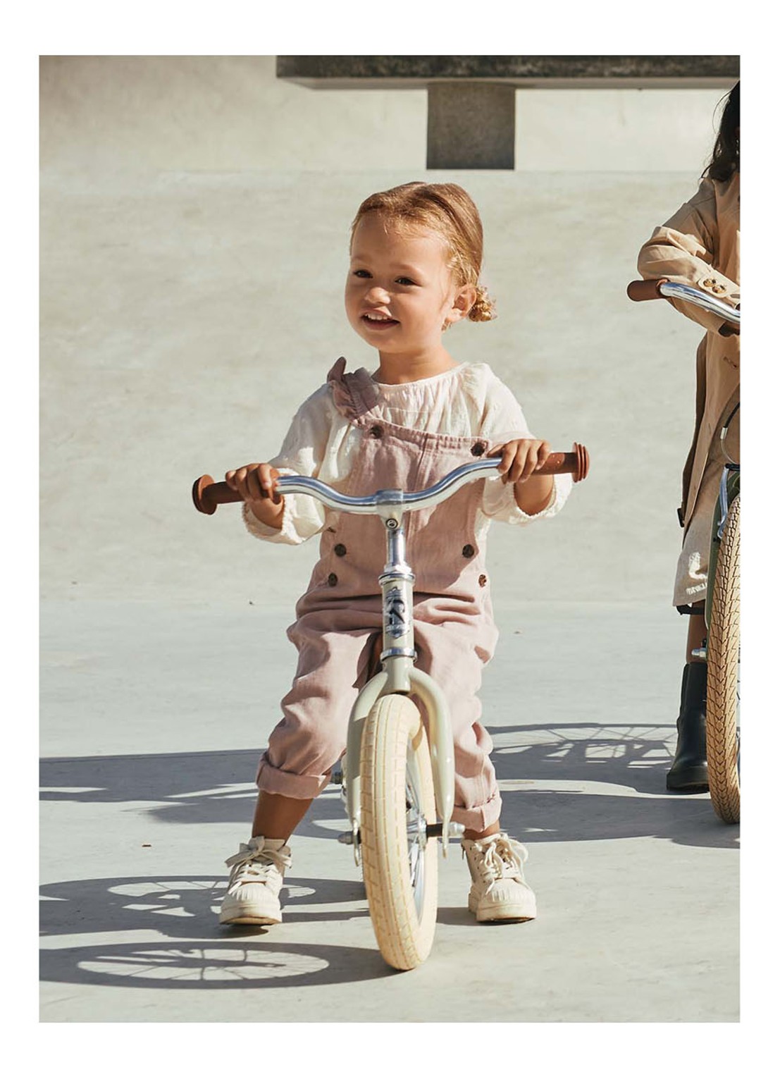 Veloretti Mini 12 inch Blue Yonder loopfiets - voorkant 2 blauw