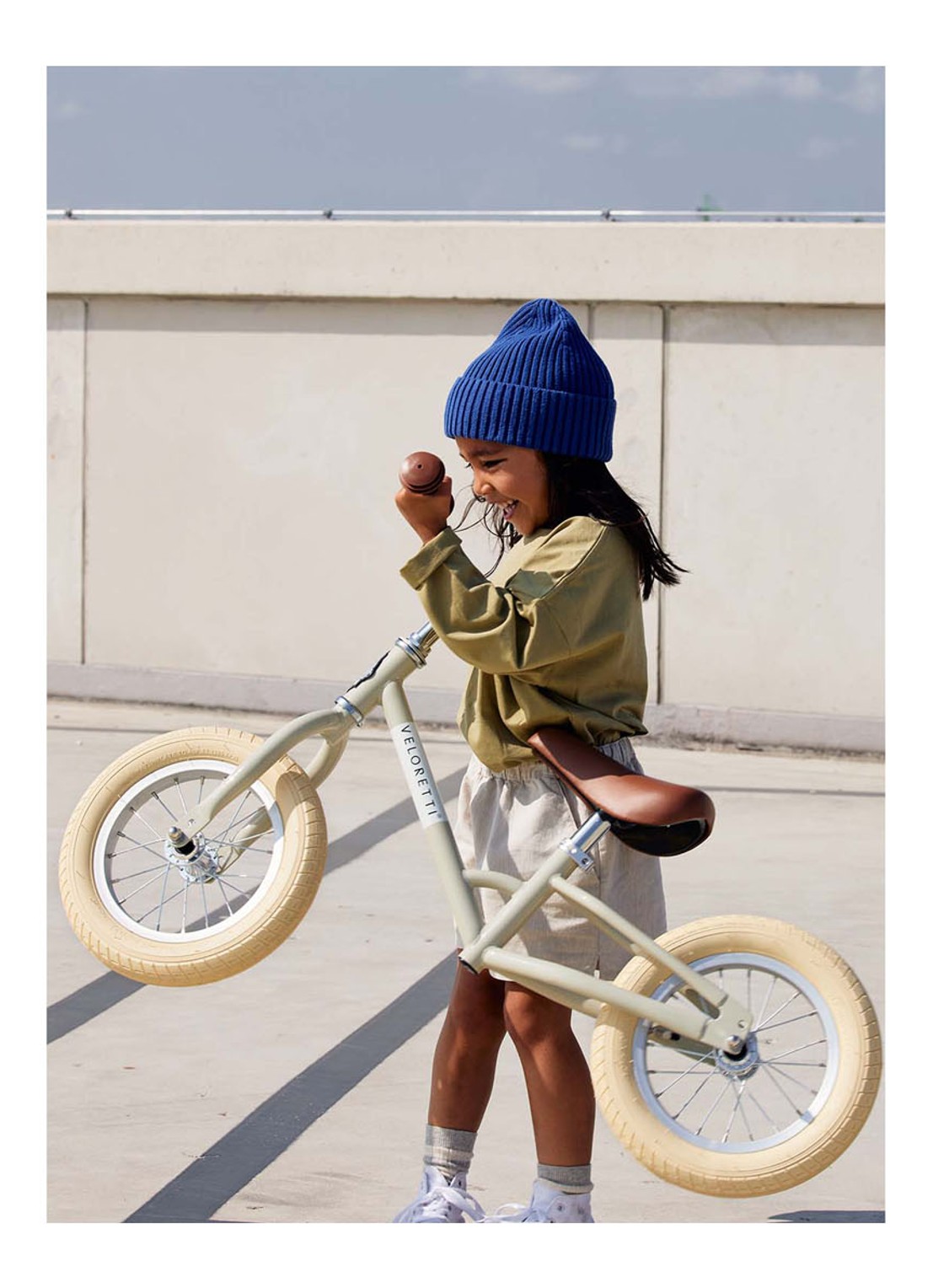 Veloretti Mini 12 inch Havana Blue loopfiets - voorkant 2 lichtblauw