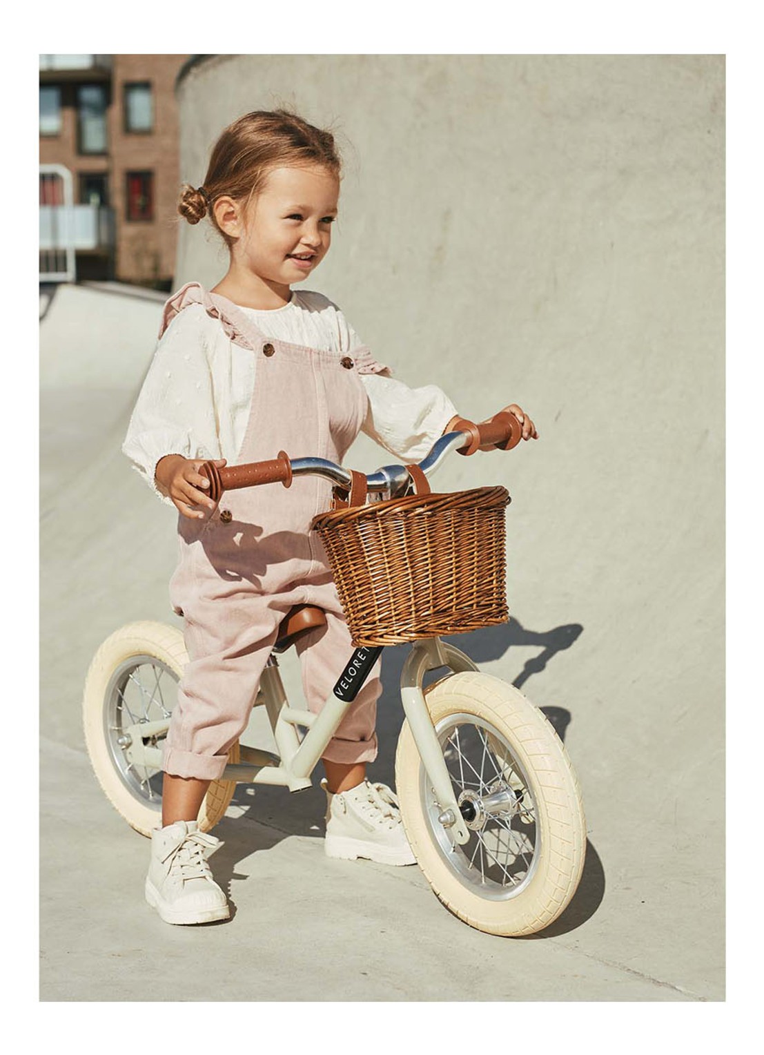 Veloretti Mini 12 inch Pebble Grey loopfiets - voorkant 2 undefined