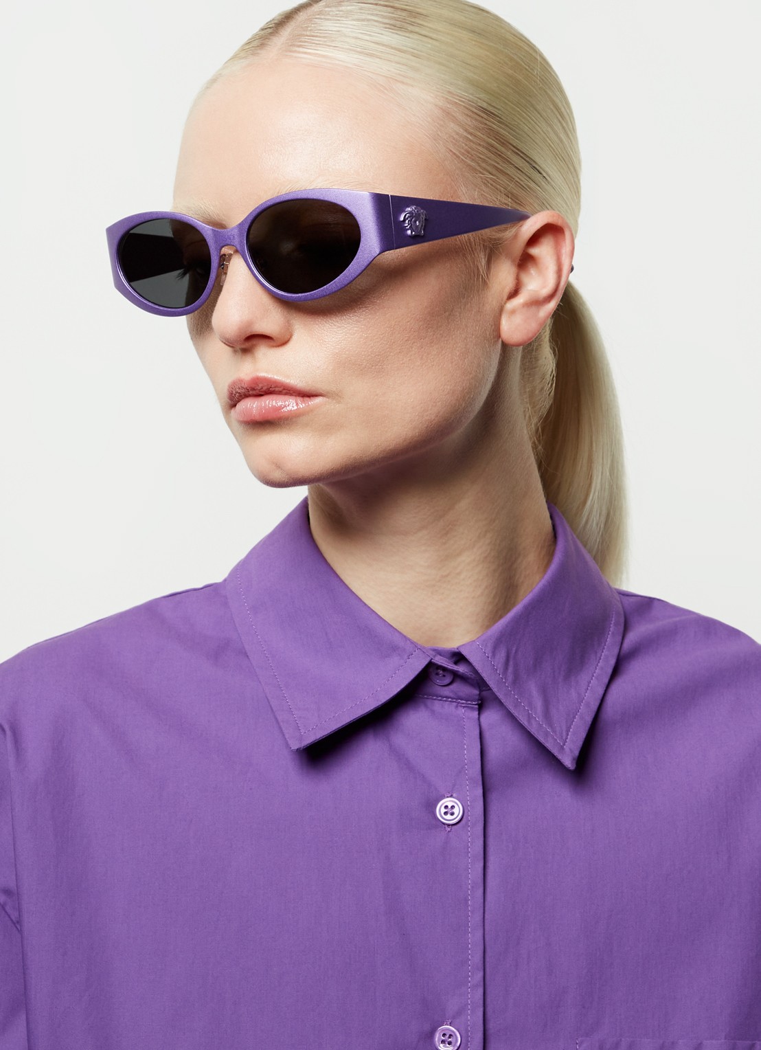 Versace Cat Eye zonnebril VE2263 - voorkant 2 violet