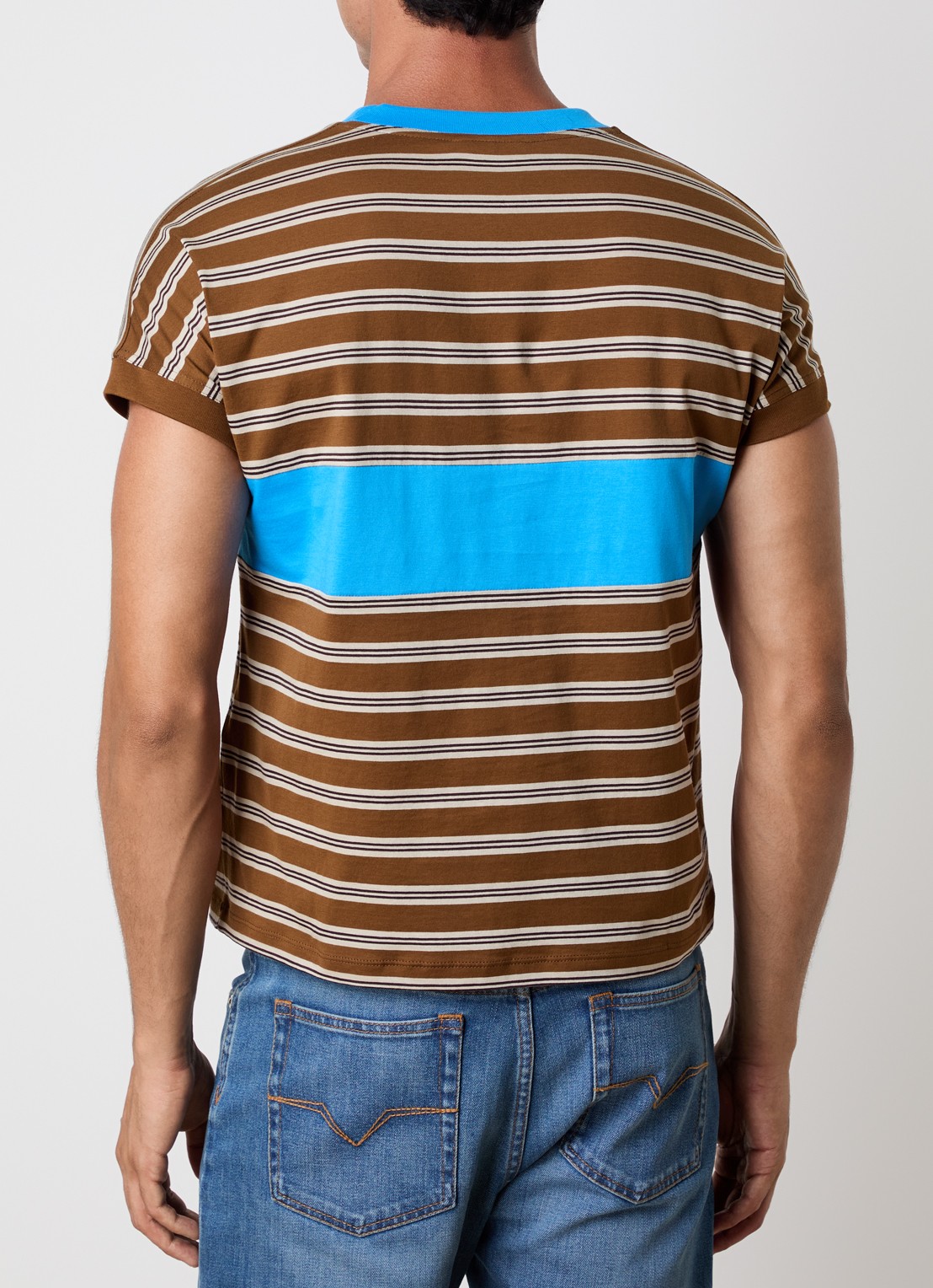 Versace Intarsia T-shirt met streepprint - achterkant 3 bruin