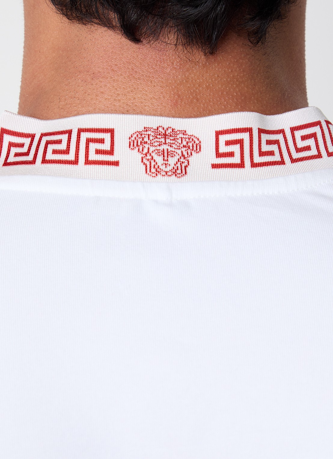 Versace Medusa Grace T-shirt met V-hals - detail 2 wit