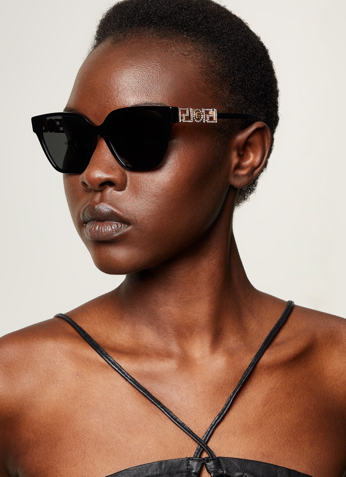 Versace Retro zonnebril VE4471B - voorkant 2 zwart