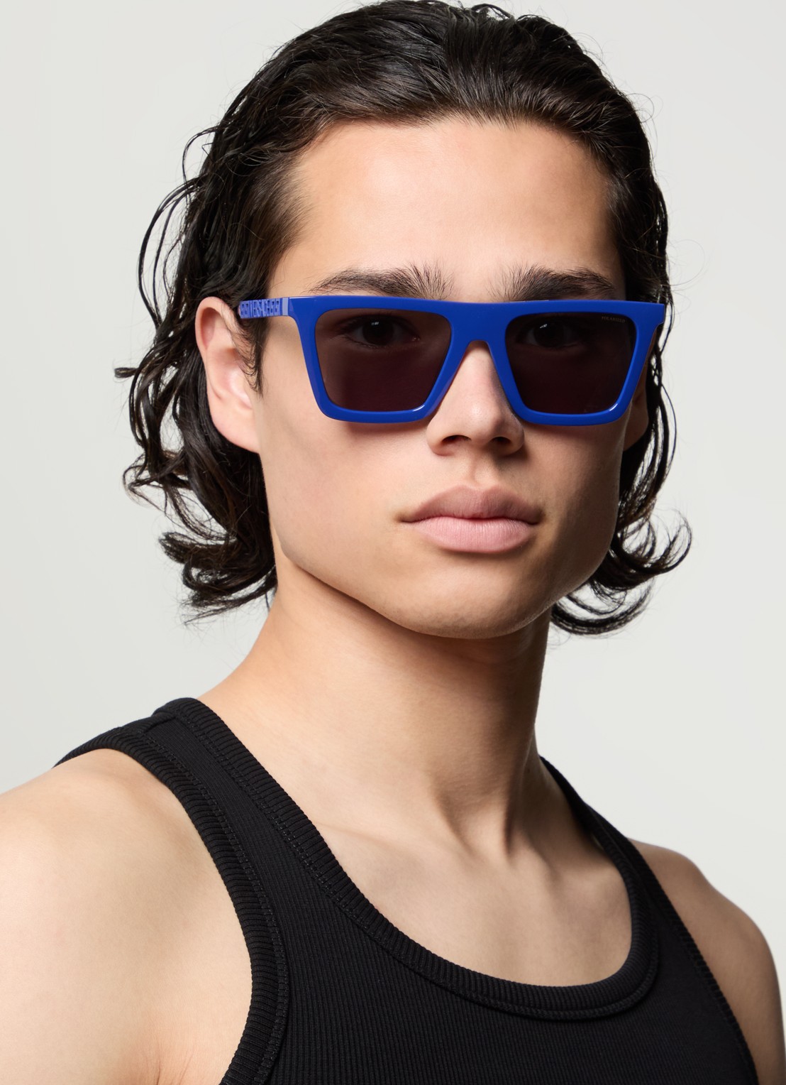 Versace Wayfarer zonnebril gepolariseerd VE4468U - voorkant 2 blauw