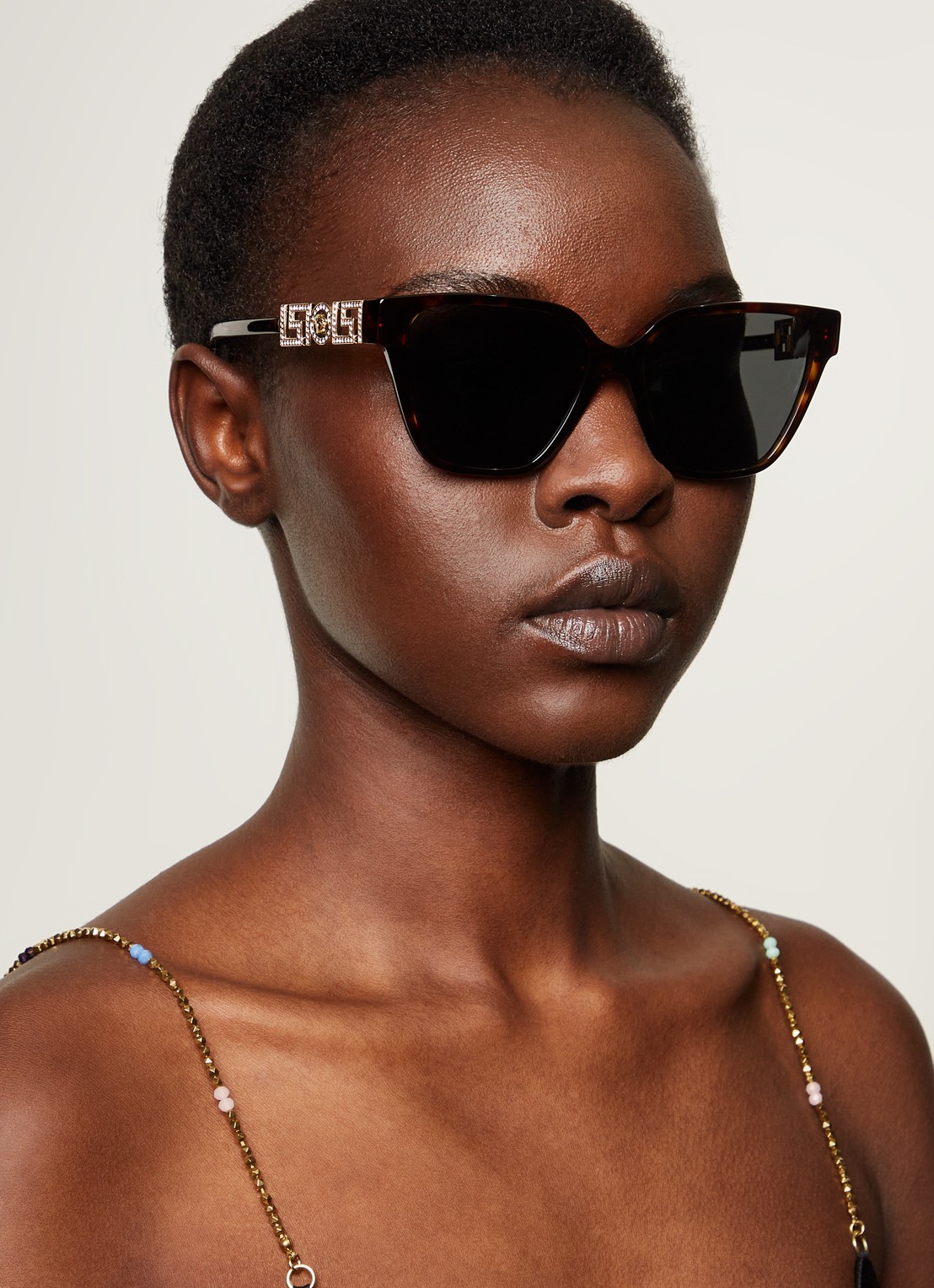 Versace Wayfarer zonnebril VE4471B - voorkant 2 donkerbruin