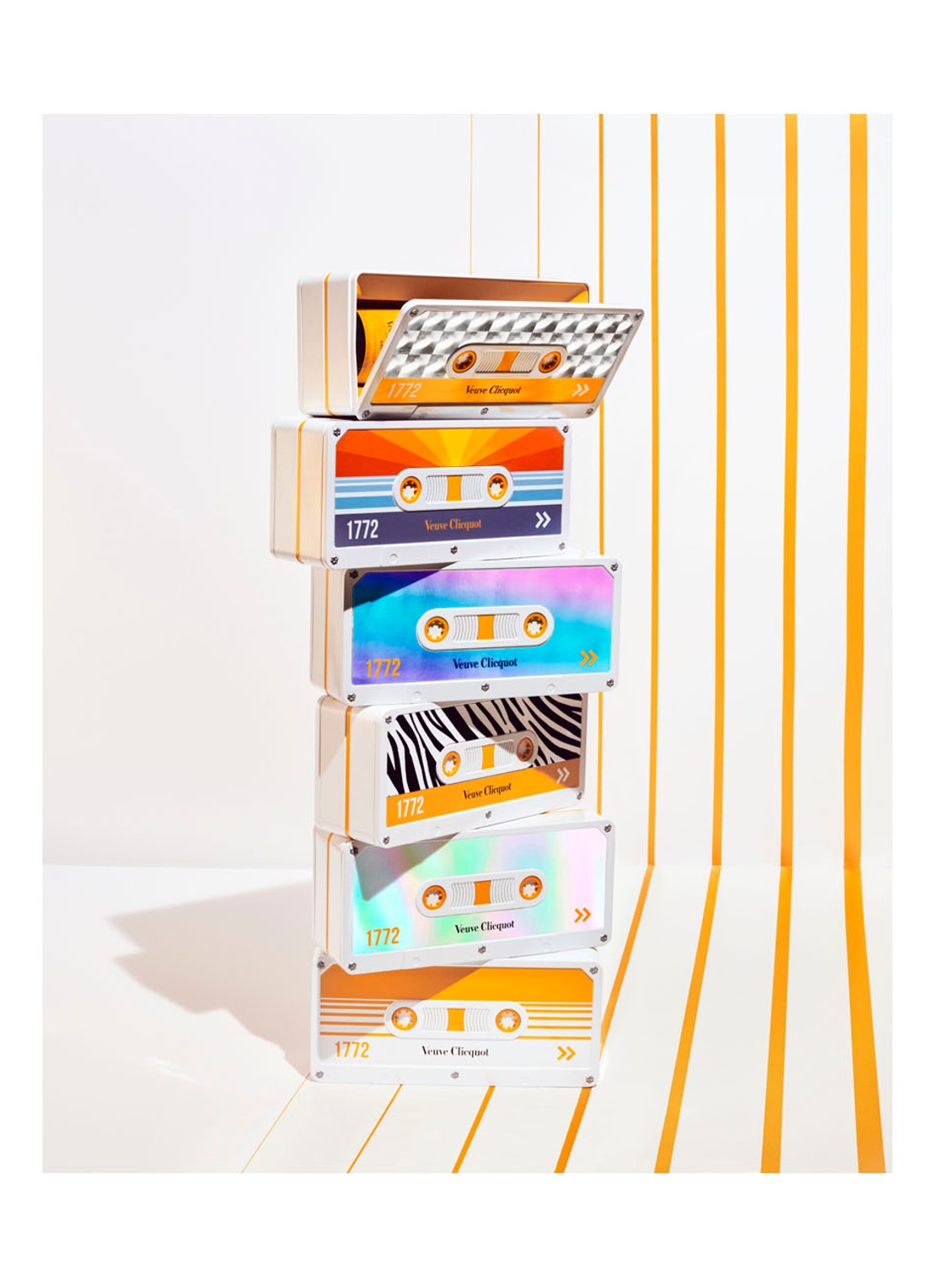 Veuve Clicquot Champagne Retro, Chic! Brut in geschenkverpakking 750 ml  - detail 3 undefined