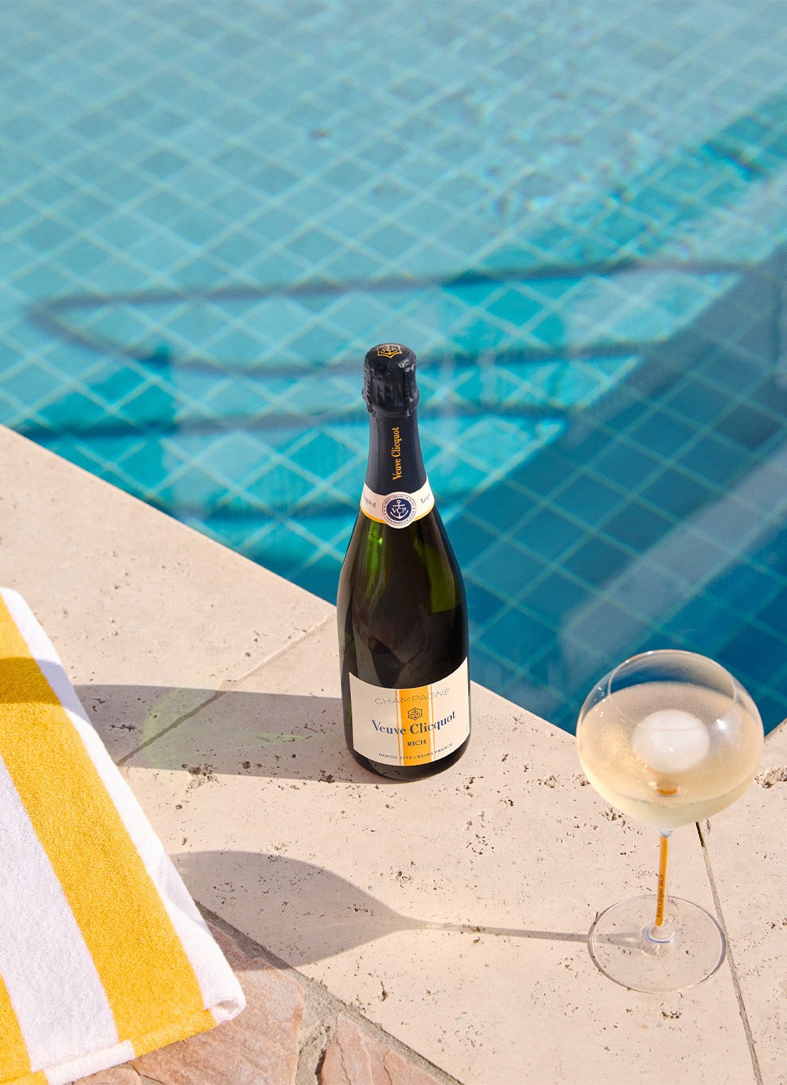 Veuve Clicquot Veuve Clicquot Rich champagne On Ice 750 ml - voorkant 3 undefined