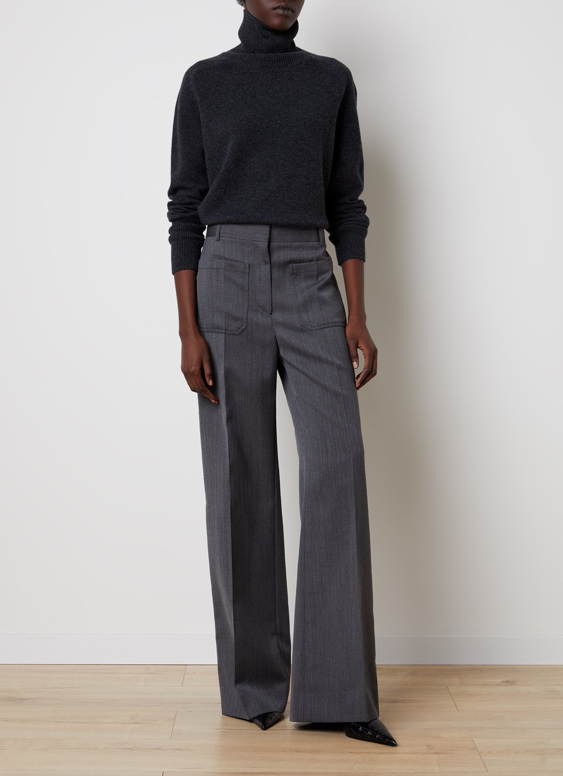 Victoria Beckham Marie fijngebreide trui van merino wol met col - voorkant 2 donkergrijs