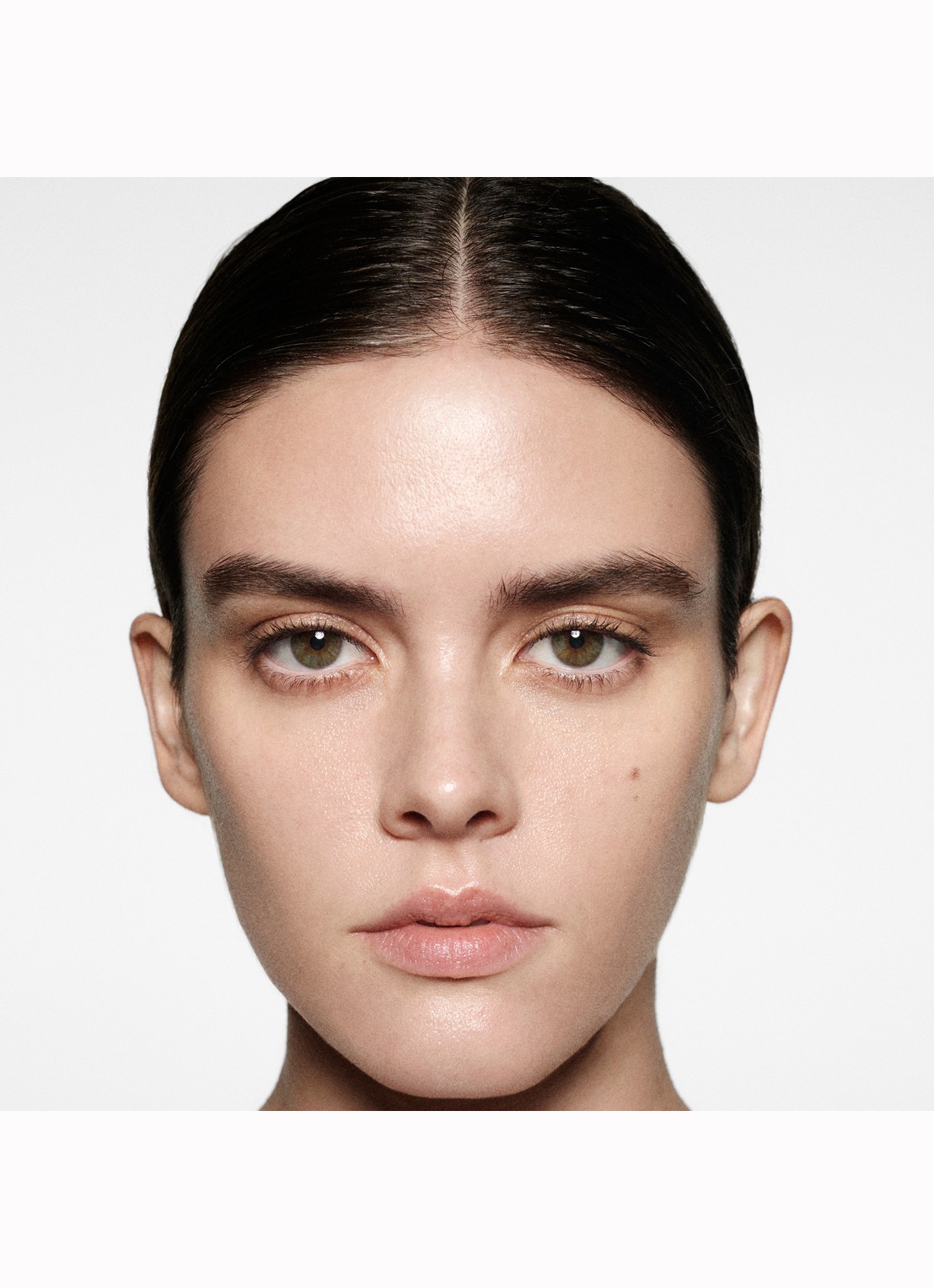 Victoria Beckham The Concealer Pen - detail 2 fl2