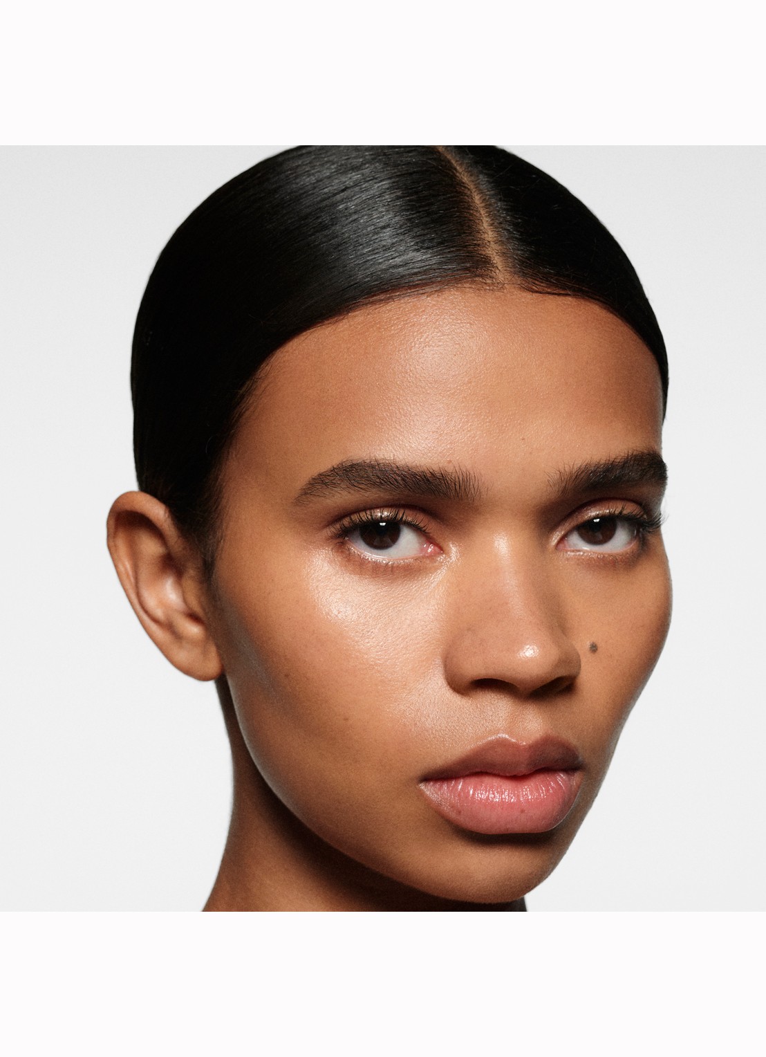 Victoria Beckham The Concealer Pen - detail 4 md2