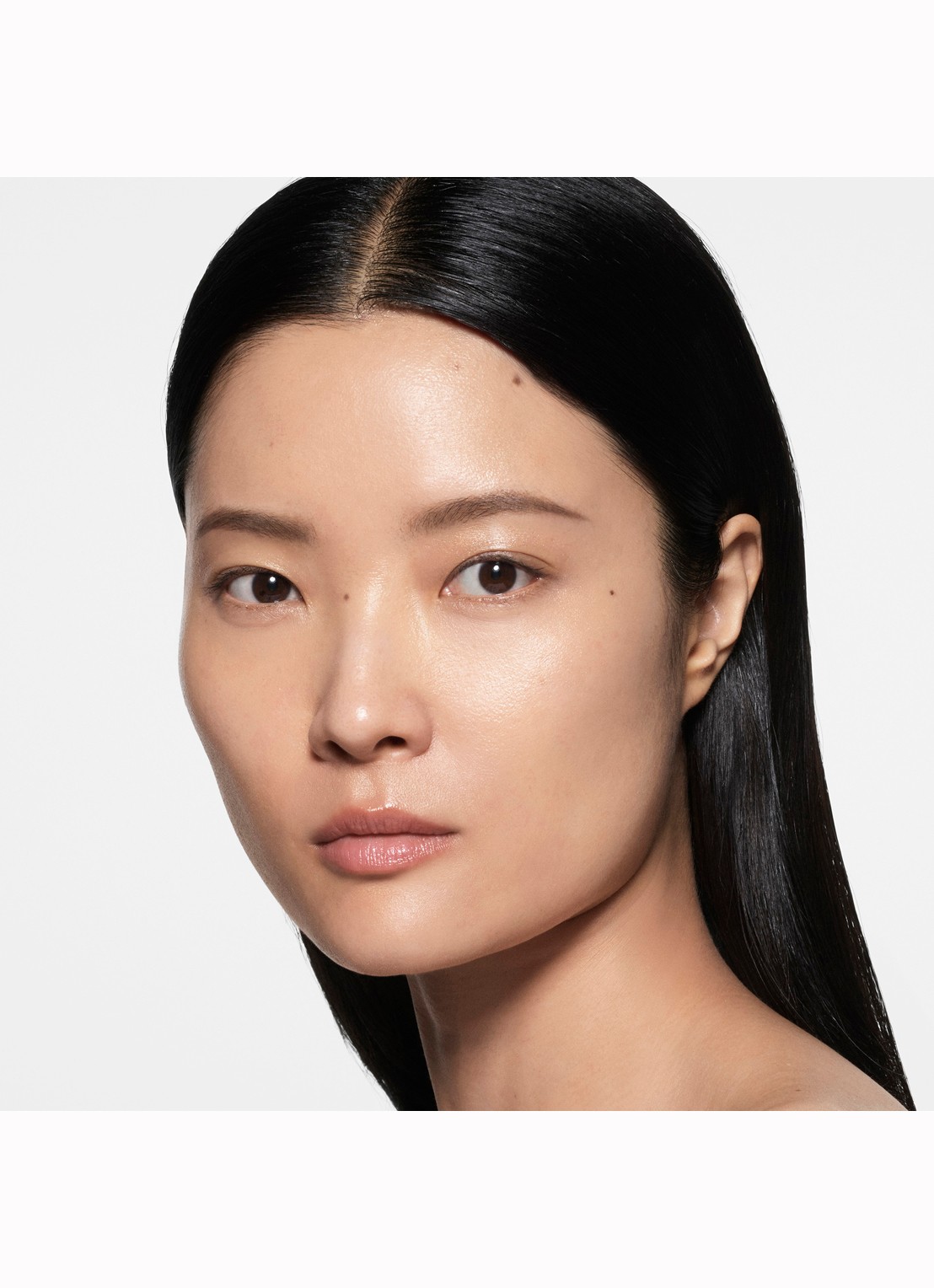 Victoria Beckham The Foundation Drops - foundation - detail 4 5 light
