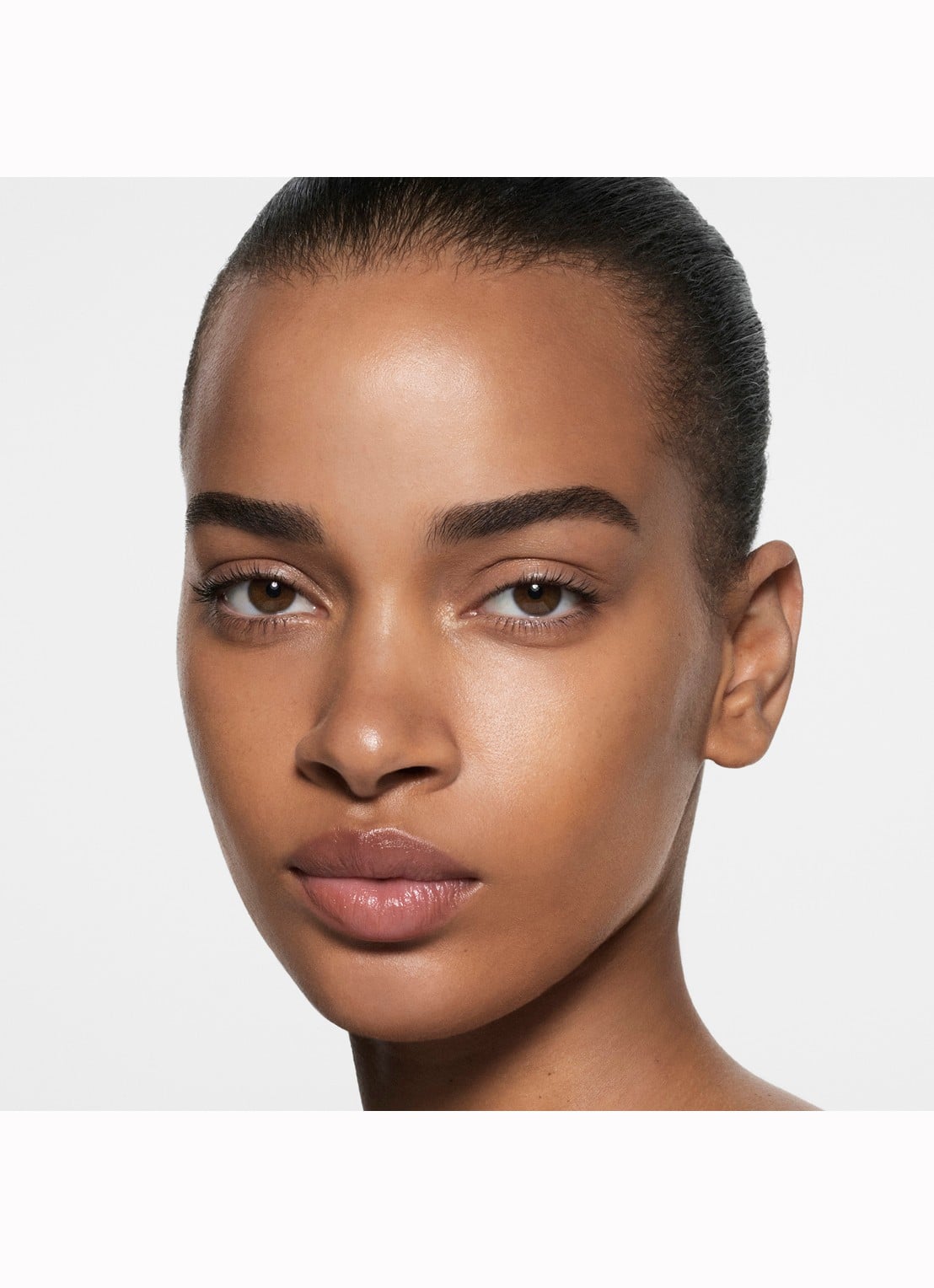 Victoria Beckham The Foundation Drops - foundation - detail 4 10 medium dark
