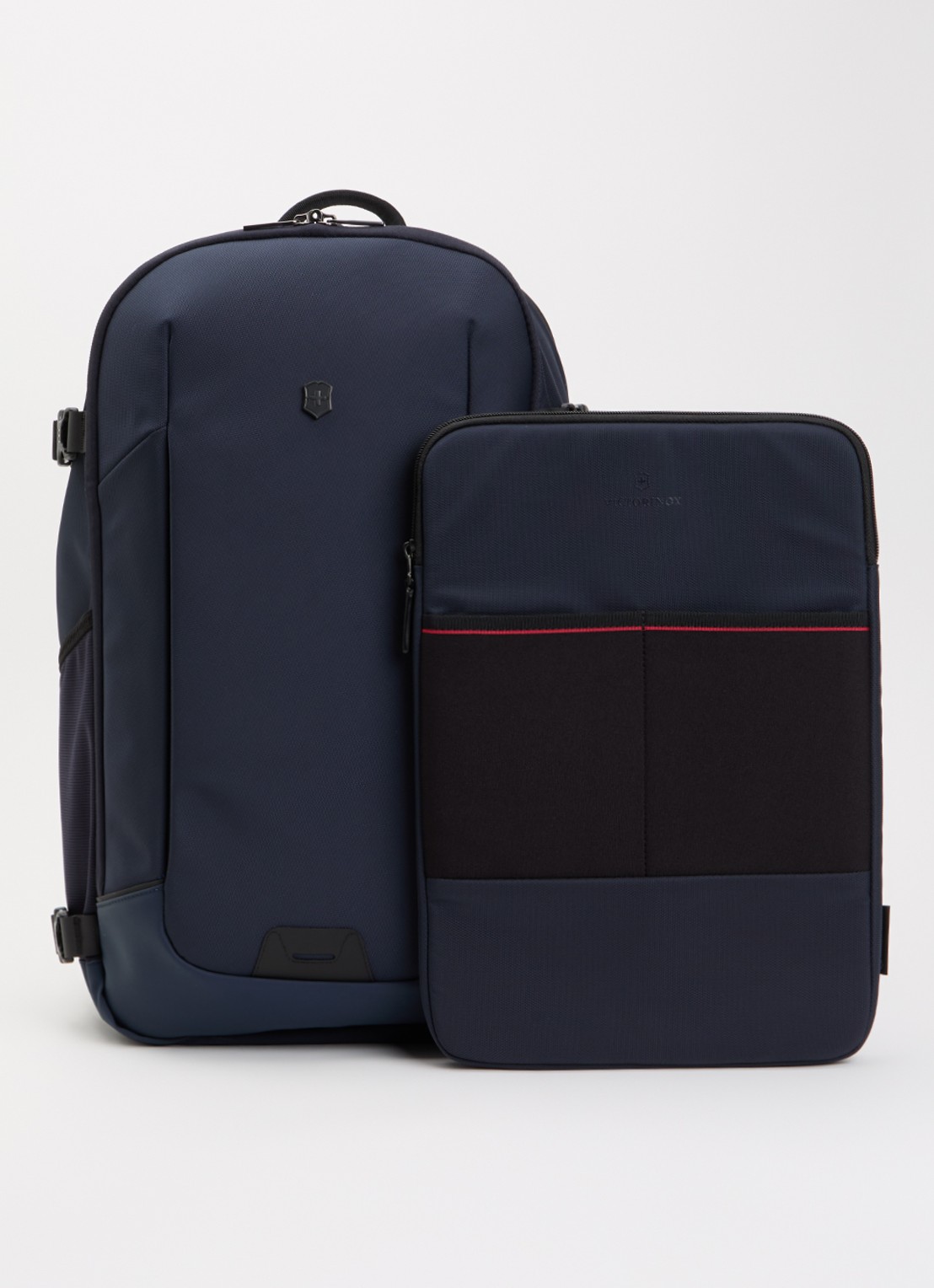 Victorinox Altmont Modern Traveler rugzak met uitneembare laptophoes 15,6 inch - unisex - voorkant donkerblauw