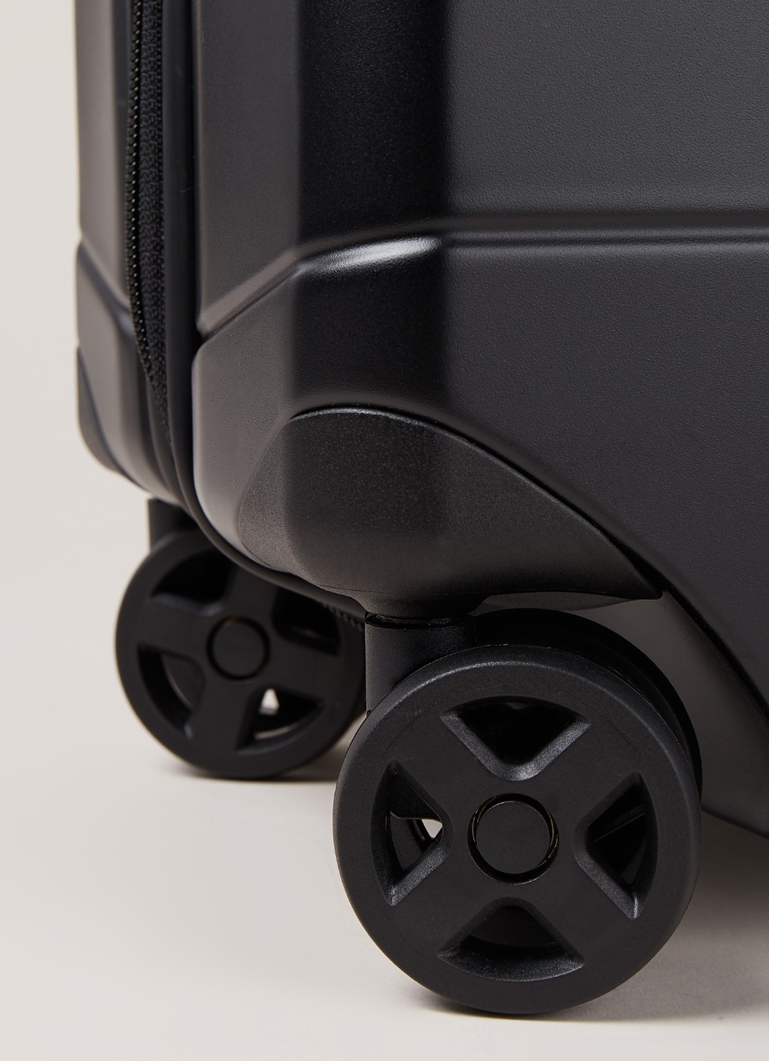 Victorinox Lexicon spinner 55 cm - detail 4 zwart