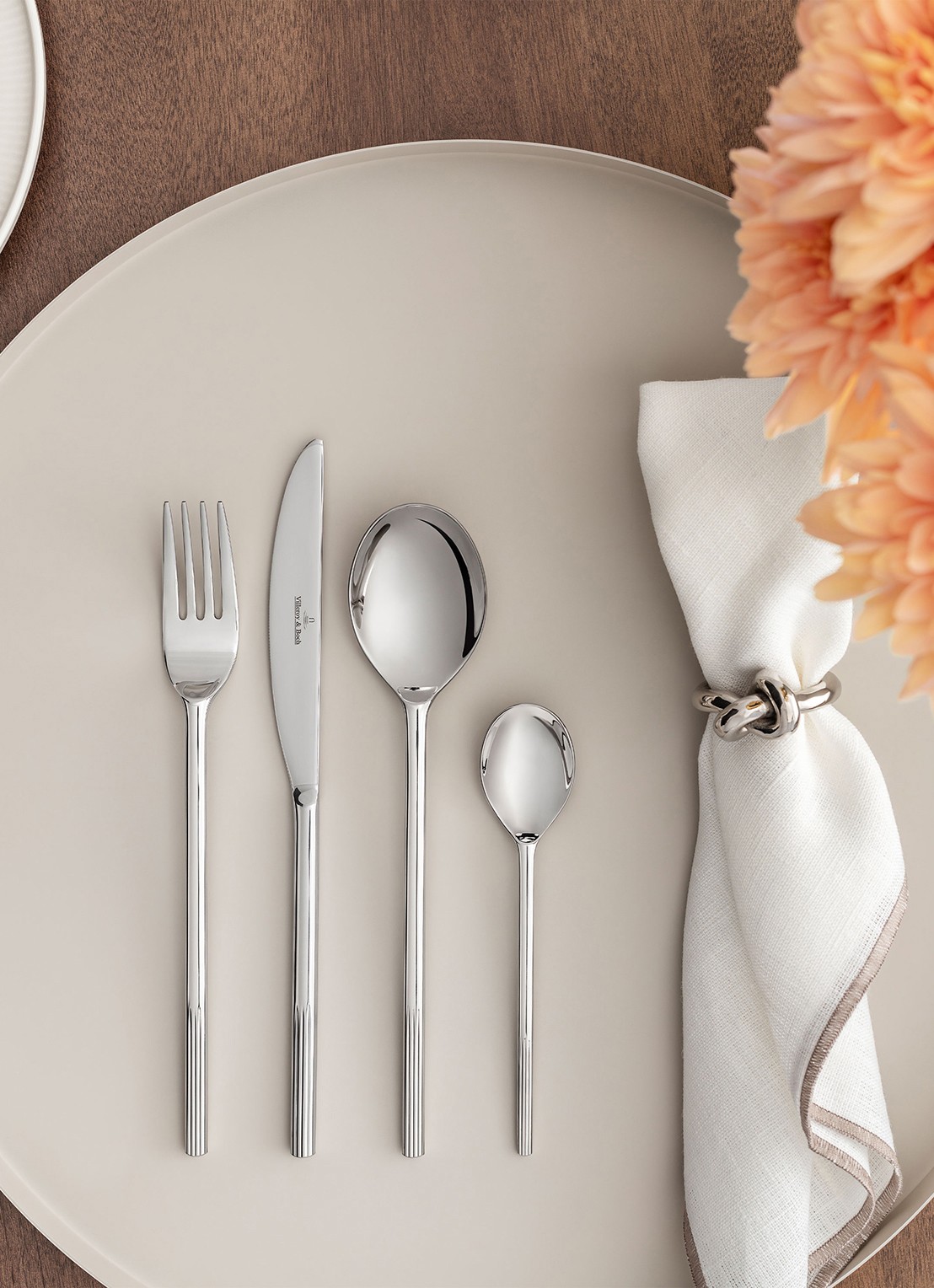 Villeroy & Boch Afina bestekset 24-delig - voorkant 2 zilver