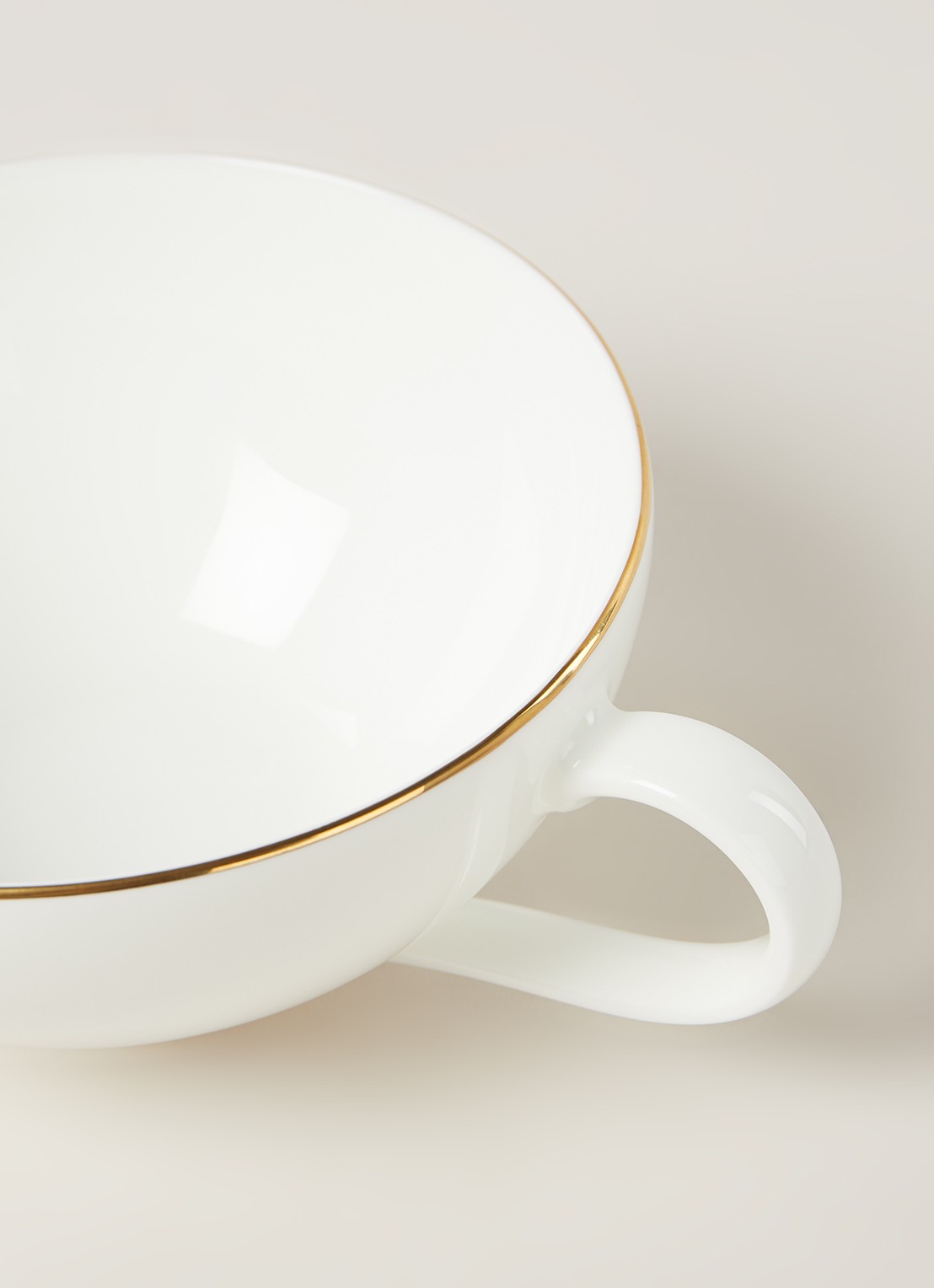 Villeroy & Boch Anmut Gold theekopje 20 cl - detail 3 gebroken wit