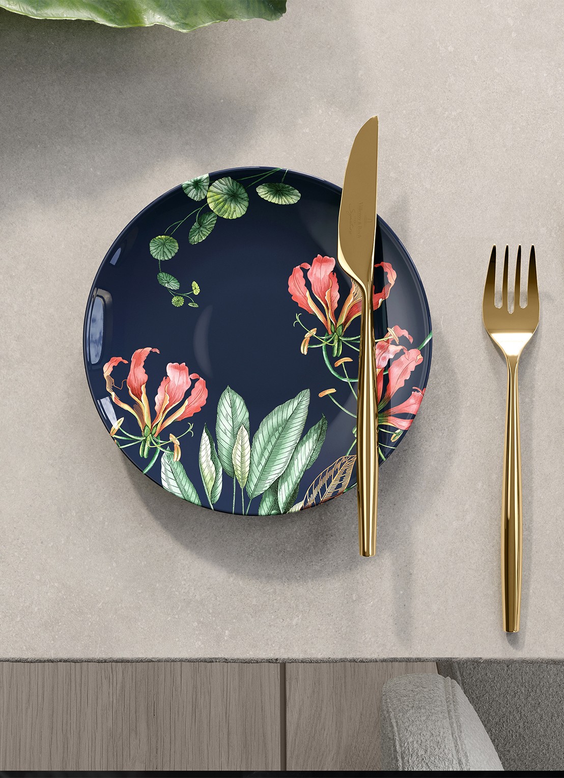 Villeroy & Boch Avarua serveerschaal 33 cm - achterkant donkerblauw