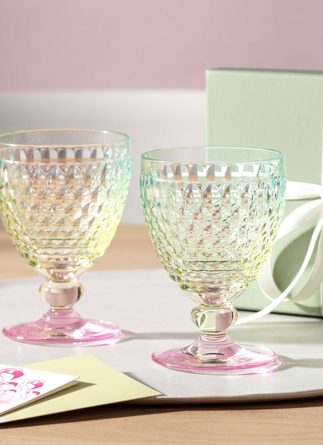Villeroy & Boch Boston Pearl rode wijnglas 20 cl - voorkant 3 multicolor