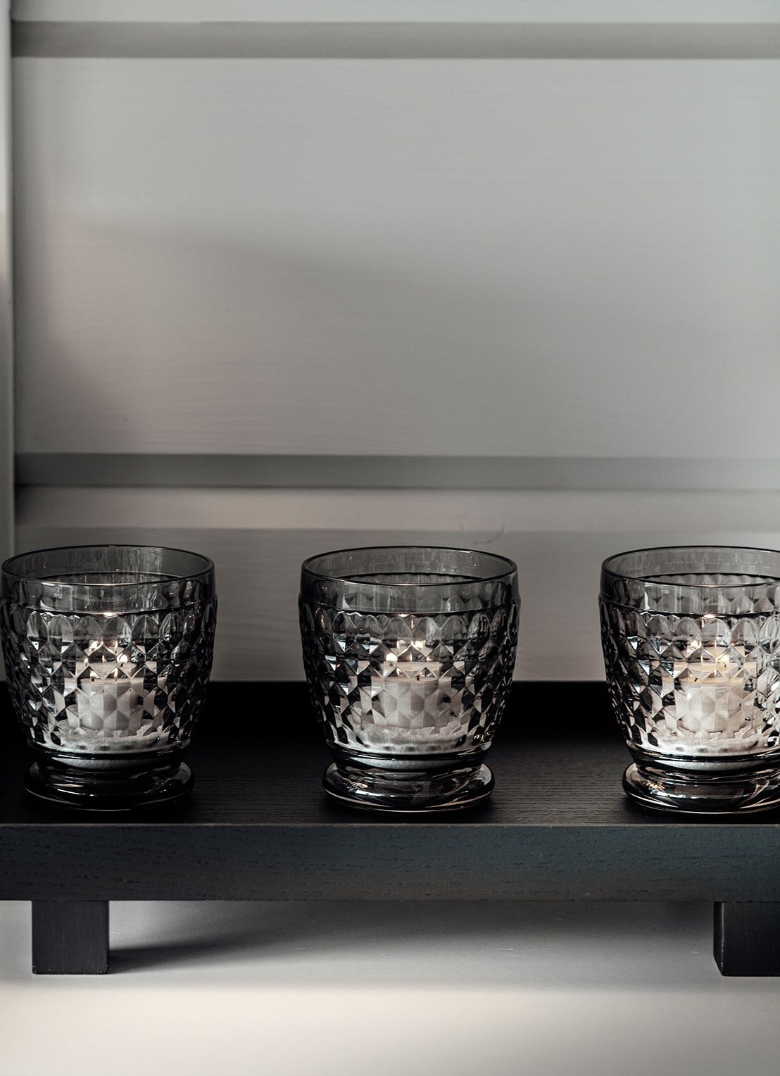 Villeroy & Boch Boston Smoke waterglas 33 cl - voorkant 6 grijs