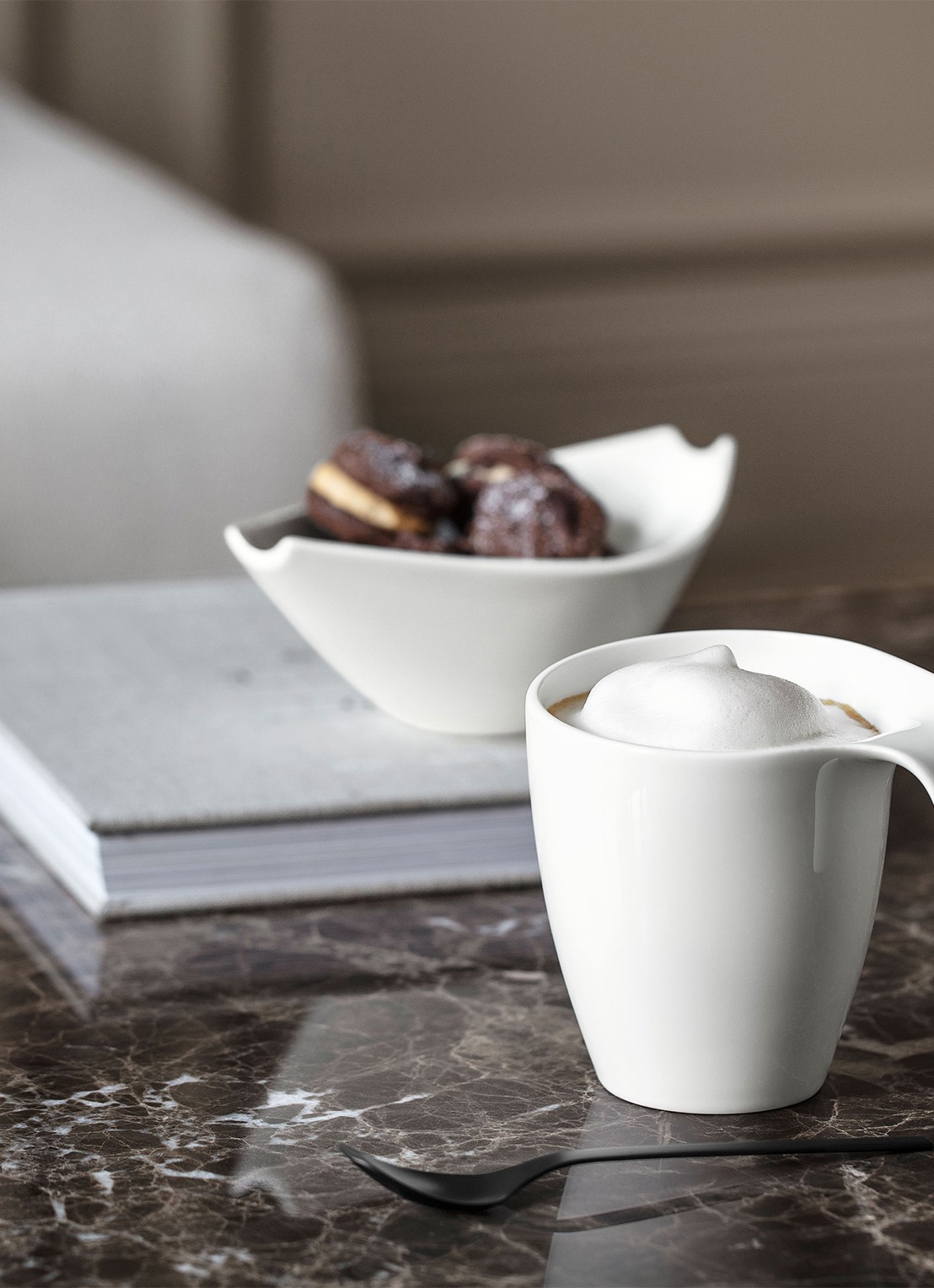Villeroy & Boch Flow kopje 34 cl - achterkant 5 gebroken wit