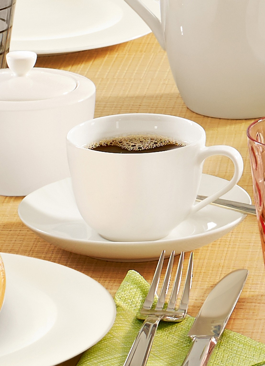 Villeroy & Boch For Me koffiekopje 23 cl - voorkant 3 gebroken wit