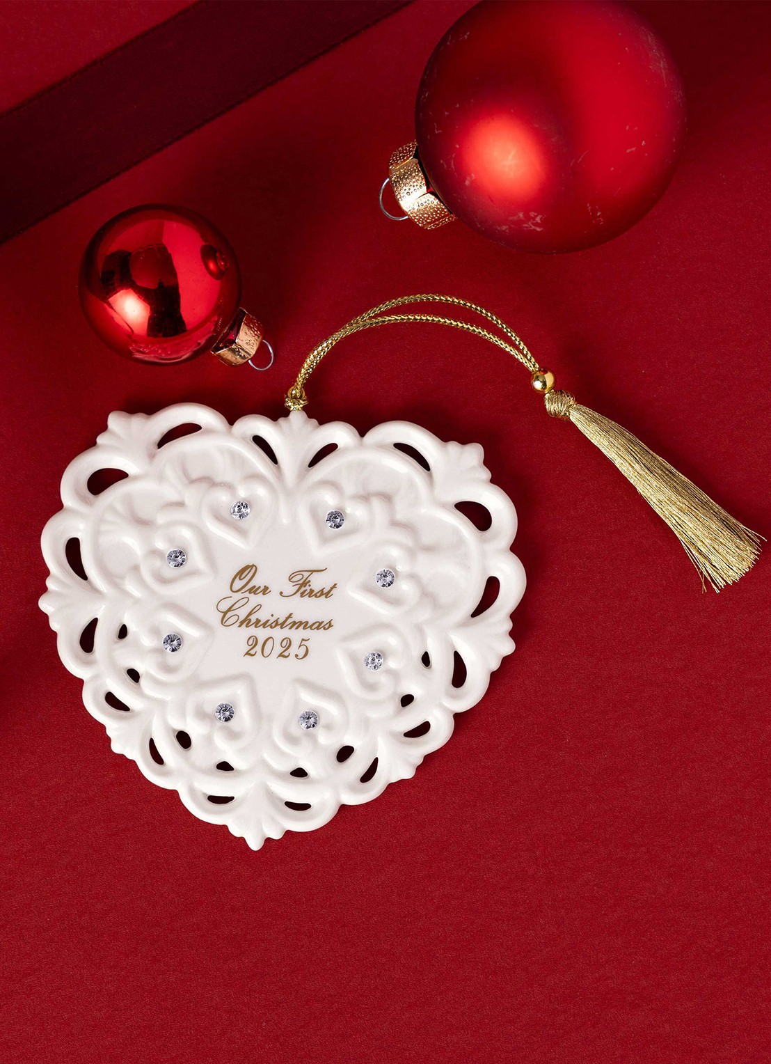 Villeroy & Boch Hart 2025 kersthanger 10,5 cm - achterkant gebroken wit