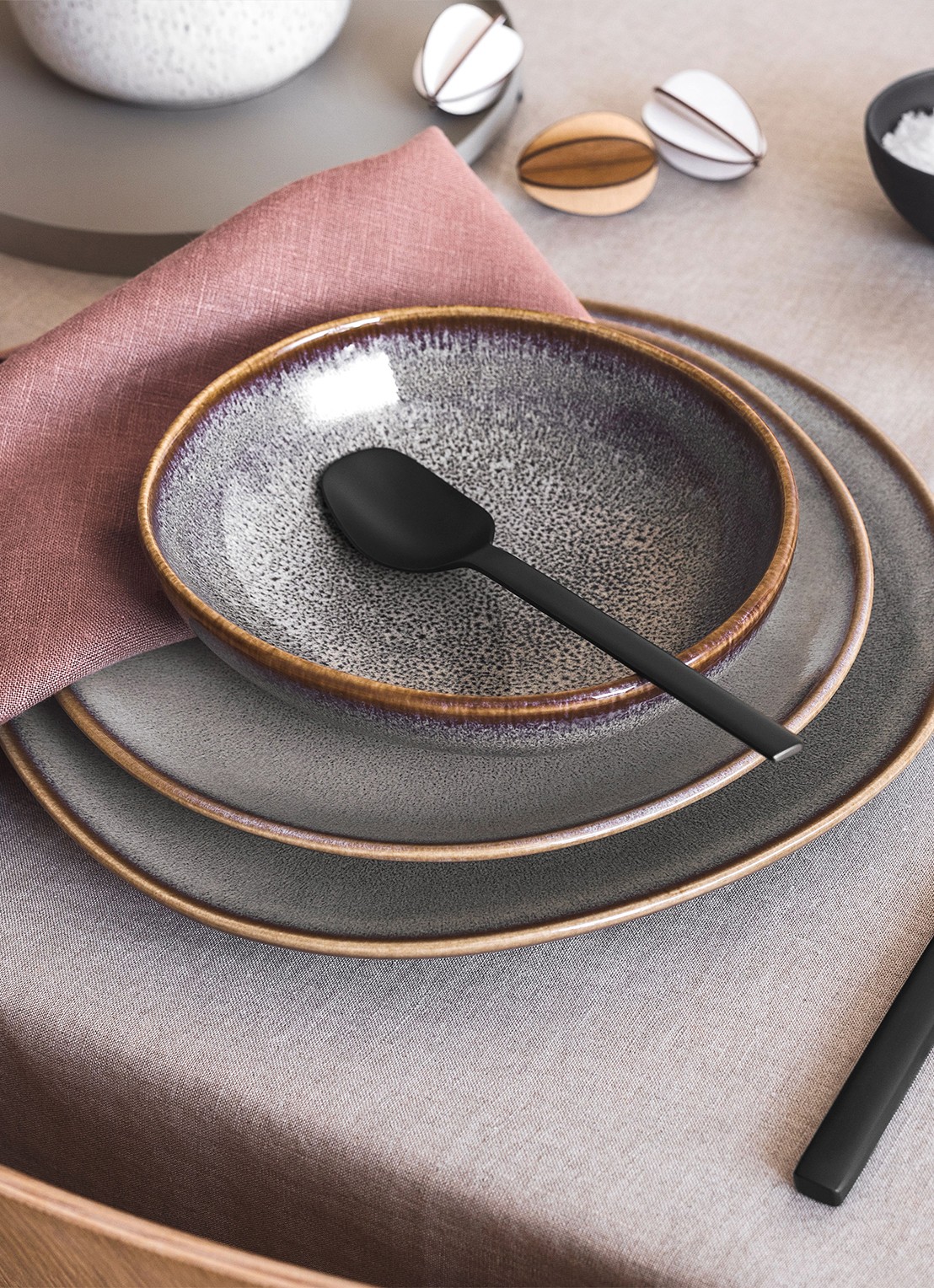 Villeroy & Boch Lave dinerbord 28 cm - detail 2 lichtgrijs