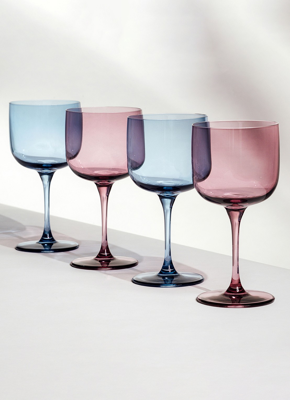Villeroy & Boch Like Grape wijnglas 27 cl set van 2 - voorkant 2 roze