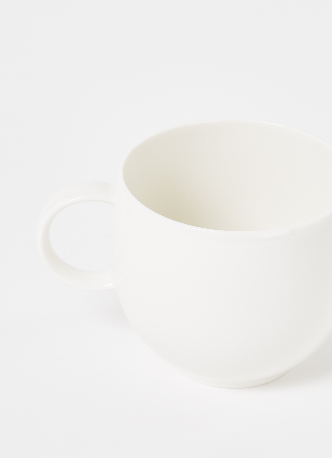 Villeroy & Boch Like Letters H mok 38 cl - detail 3 gebroken wit