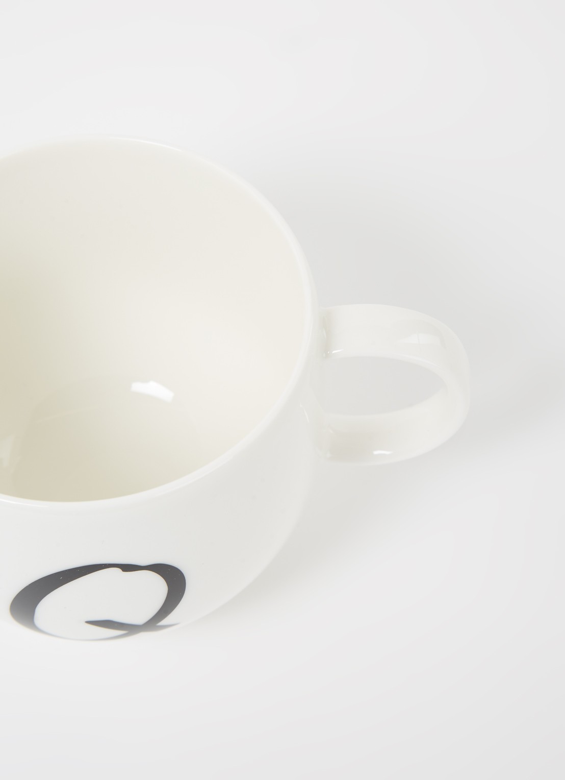 Villeroy & Boch Like Letters Q mok 38 cl - detail 3 gebroken wit