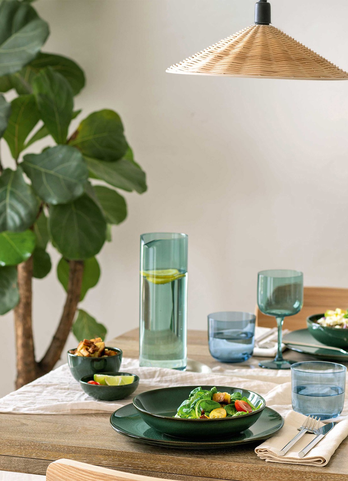 Villeroy & Boch Like Sage waterkan 1 liter - achterkant donkergroen