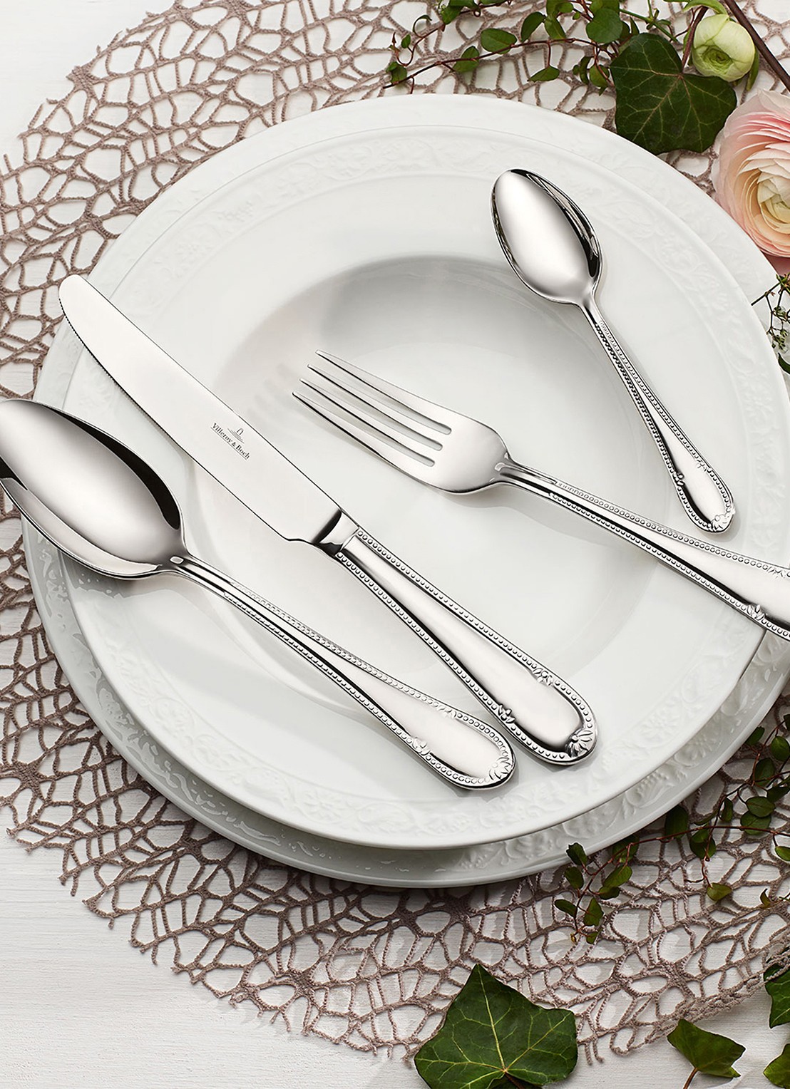Villeroy & Boch Mademoiselle bestekset 24-delig - voorkant 2 zilver