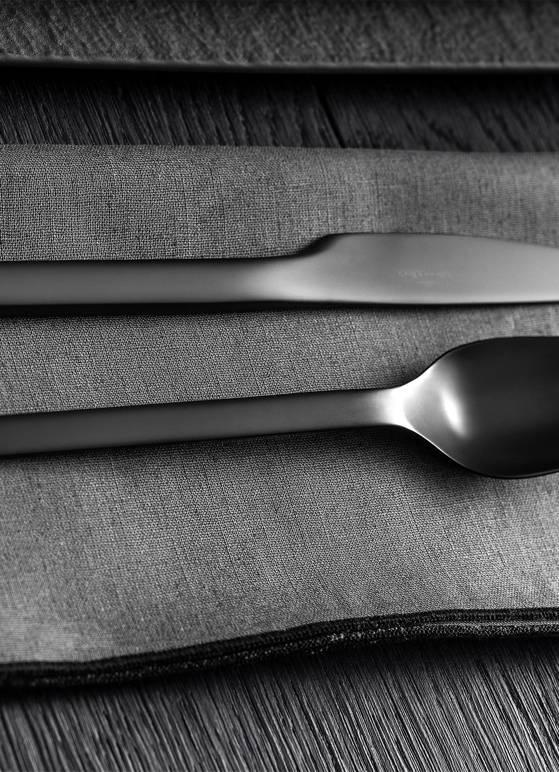 Villeroy & Boch Manufacture Rock bestekset 20-delig - voorkant 2 zwart