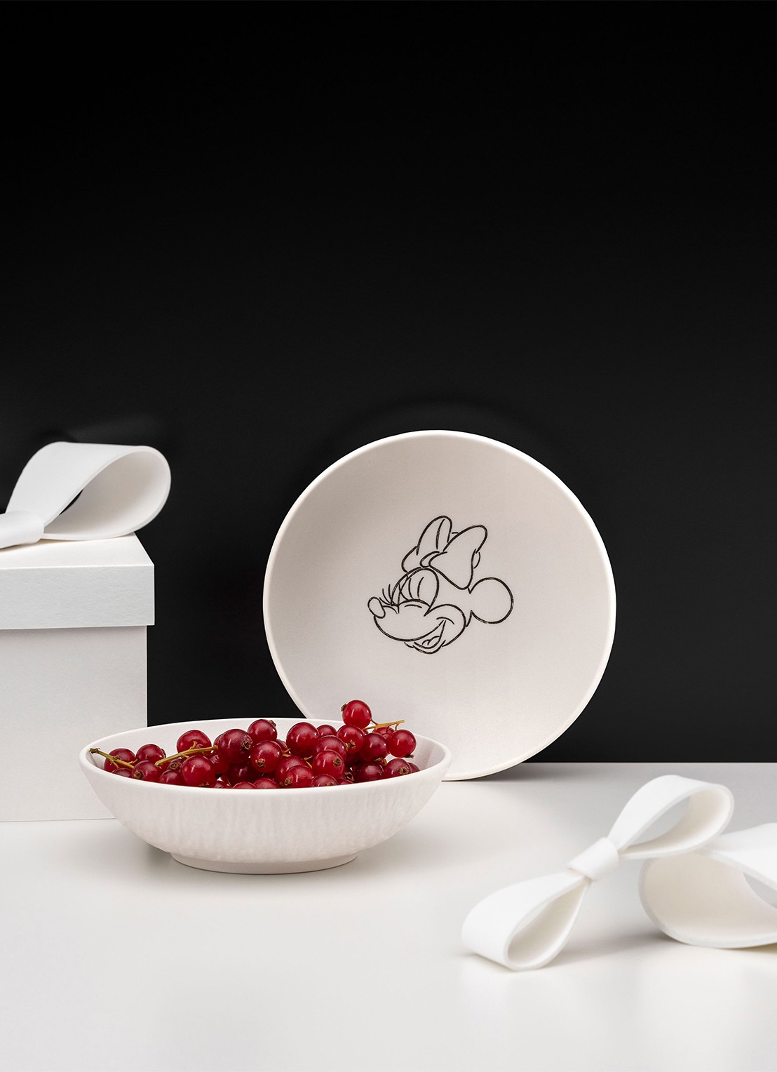 Villeroy & Boch Manufacture Rock blanc - Mickey Mouse dessertschaaltje 13 cm - achterkant wit