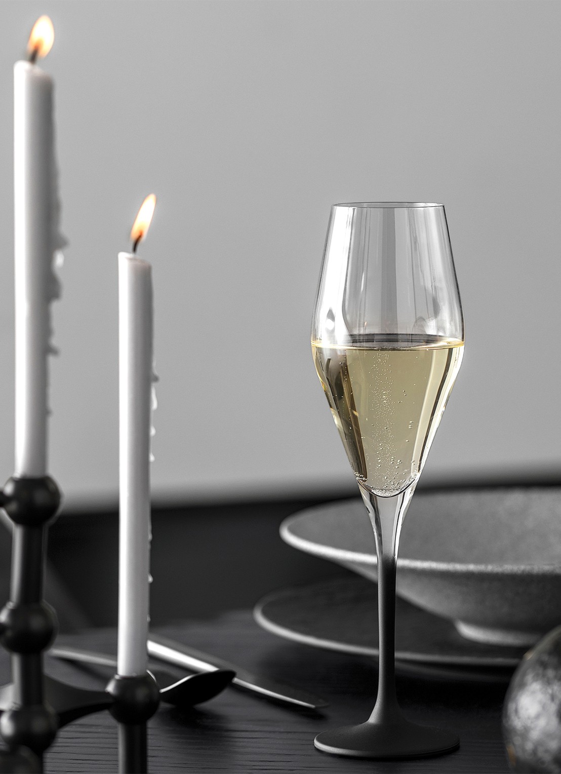 Villeroy & Boch Manufacture Rock champagneglas 26 cl set van 4 - achterkant zwart