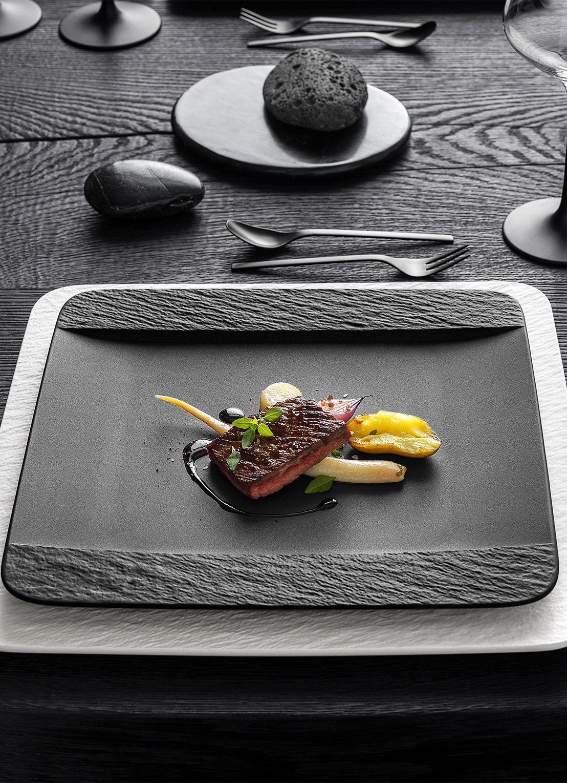 Villeroy & Boch Manufacture Rock dinerbord 28 cm  - detail 3 antraciet