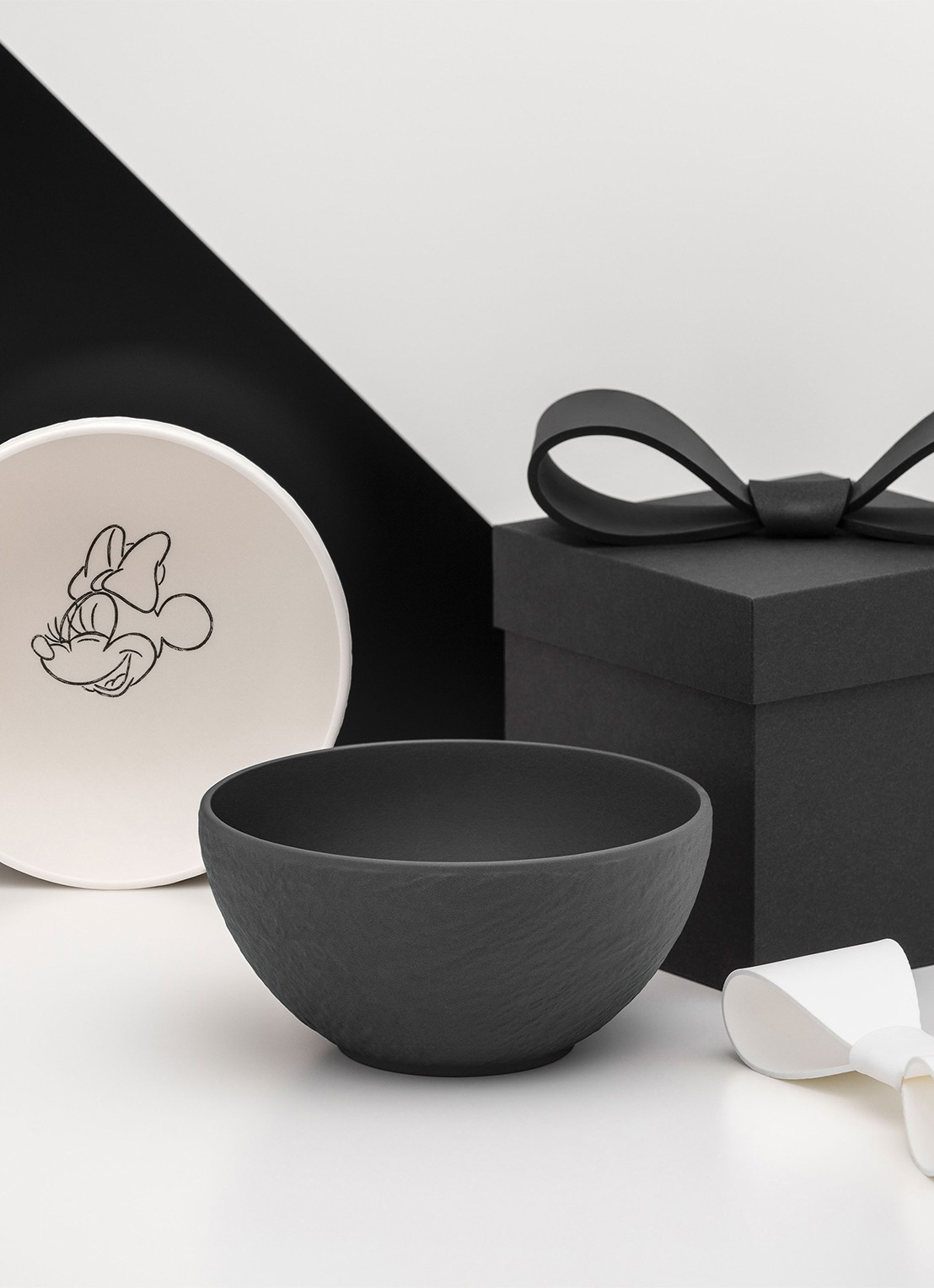 Villeroy & Boch Manufacture Rock - Mickey Mouse kom 14 cm set van 2 - achterkant 4 zwart