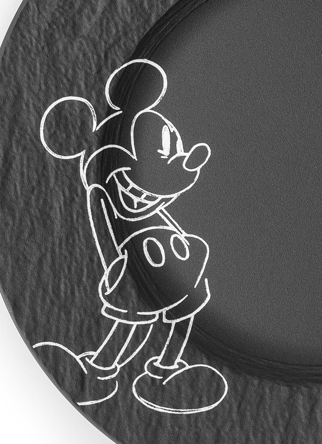 Villeroy & Boch Manufacture Rock - Mickey Mouse ontbijt-/gebaksbordje 22 cm - achterkant zwart