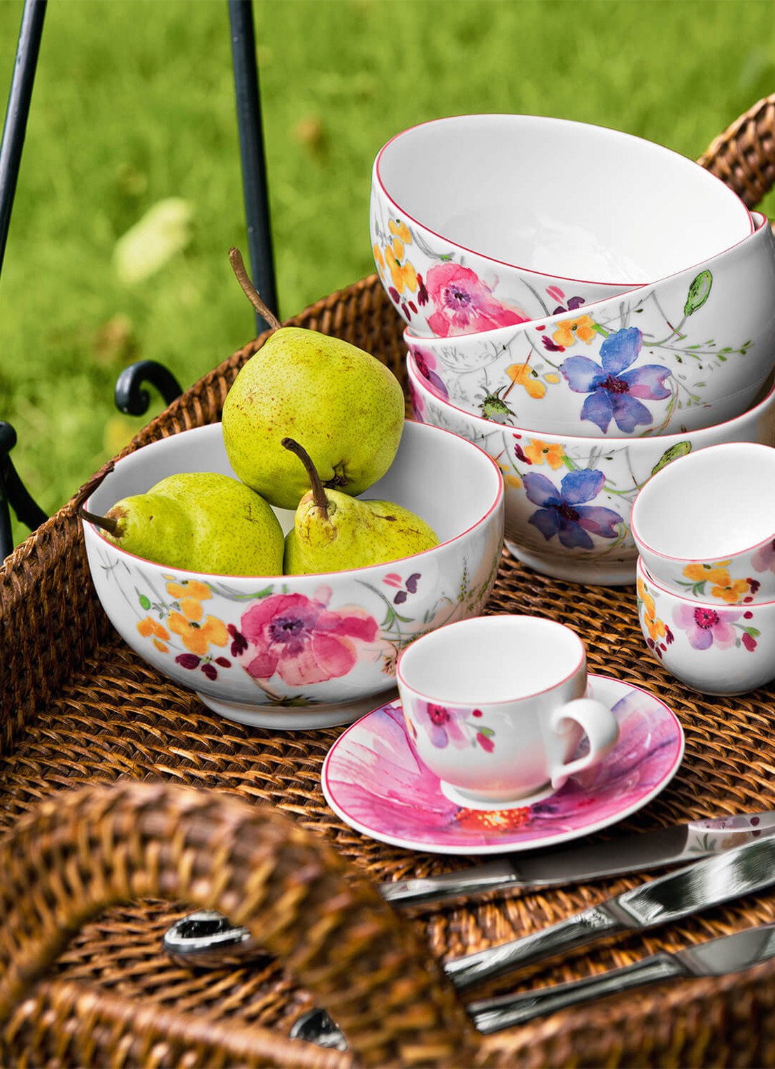 Villeroy & Boch Mariefleur Gris kom 15 cm - voorkant 2 lichtgrijs