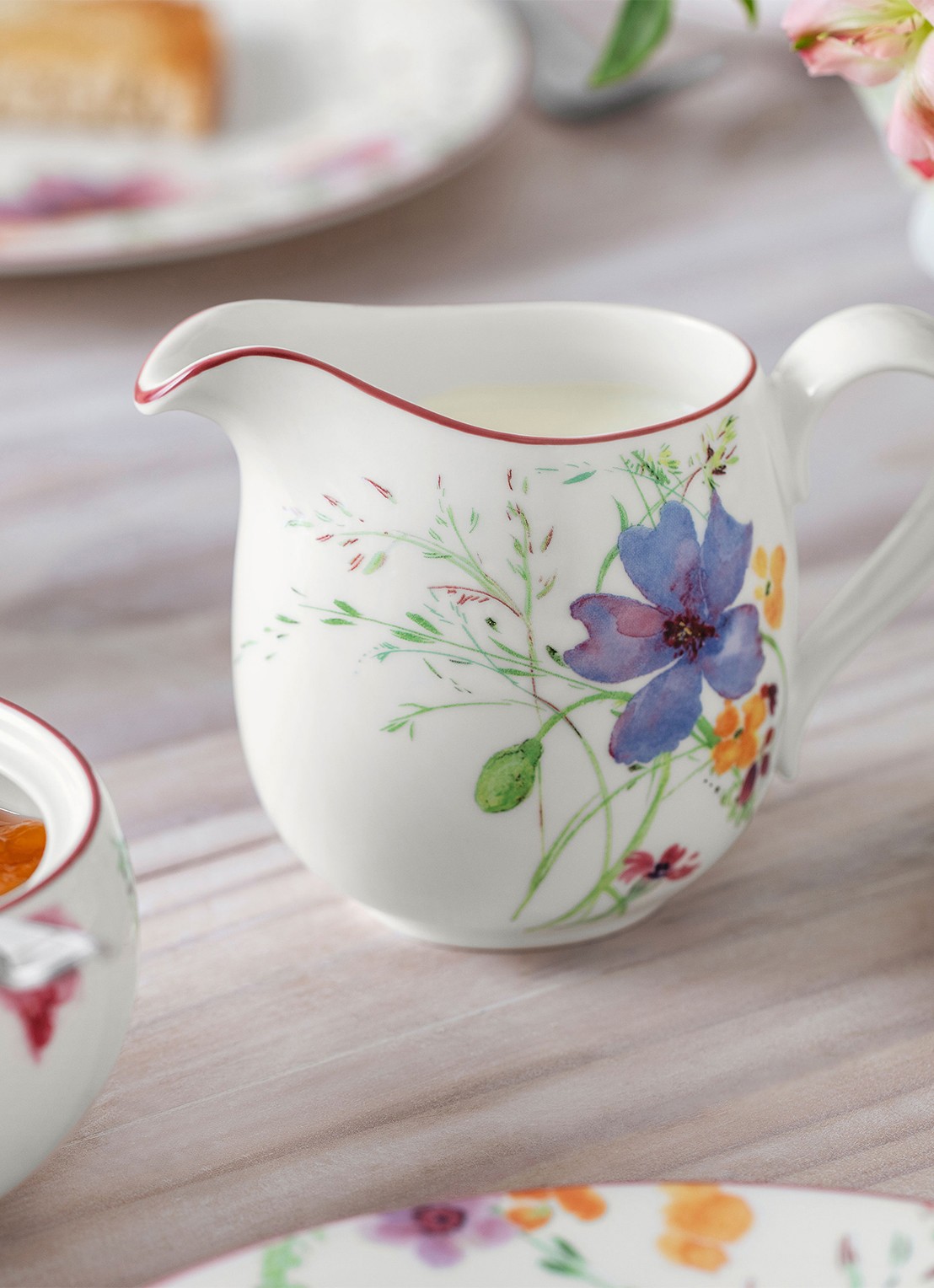 Villeroy & Boch Mariefleur melkkan 30 cl - achterkant 5 gebroken wit