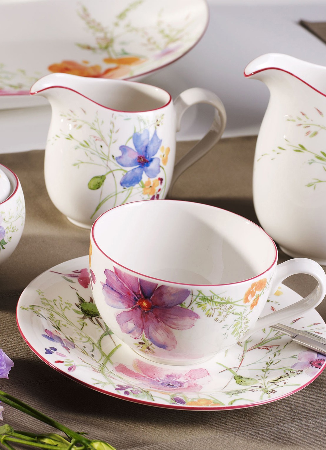Villeroy & Boch Mariefleur melkkan 30 cl - voorkant 2 gebroken wit