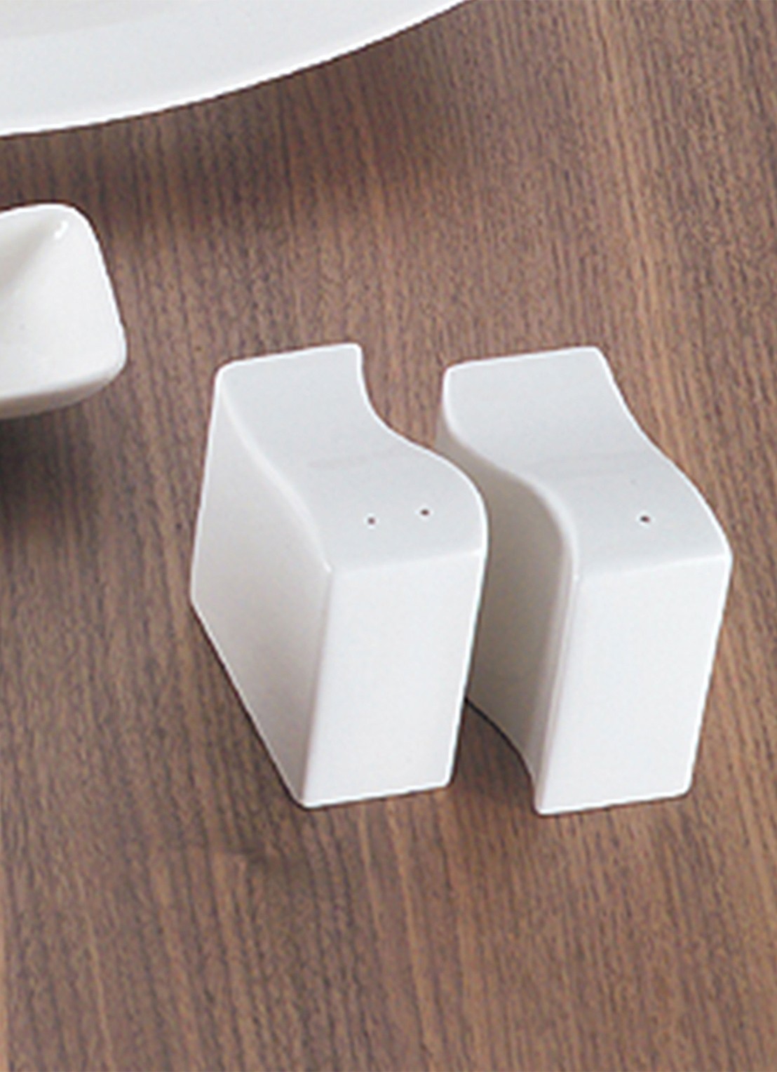 Villeroy & Boch NewWave zoutstrooier 7 cm - achterkant gebroken wit
