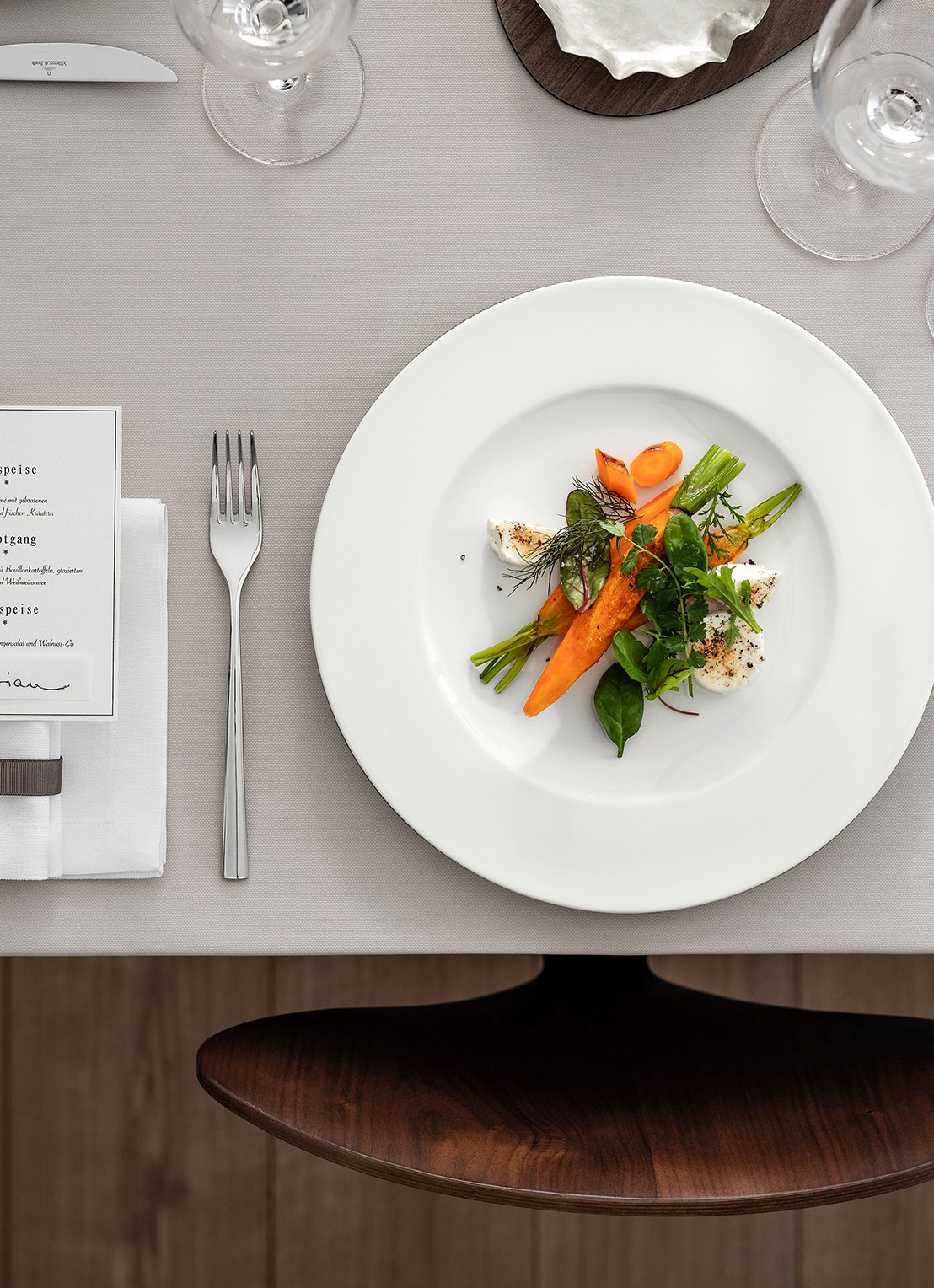 Villeroy & Boch Piemont bestekset 4-delig - voorkant 2 undefined