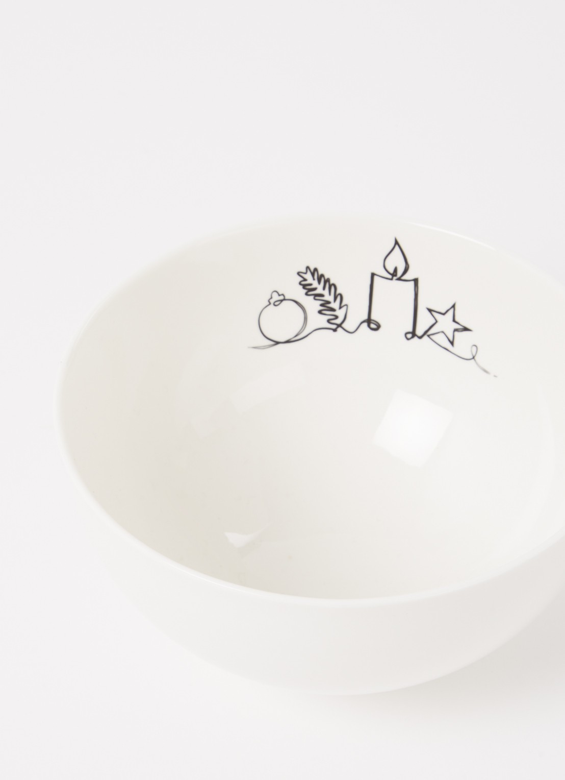 Villeroy & Boch Statement XMAS kom 14 cm - voorkant 2 gebroken wit
