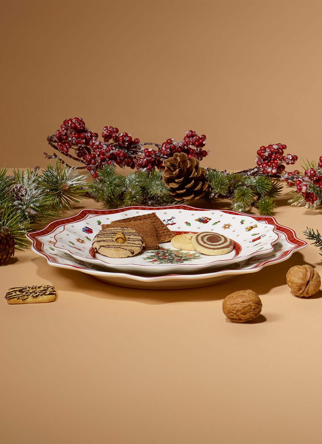 Villeroy & Boch Toy's Delight Kerst Bordenset 8-delig - achterkant 5 gebroken wit