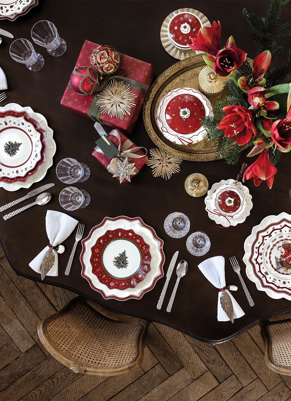 Villeroy & Boch Toy's Delight Kerst Bordenset 8-delig - detail gebroken wit
