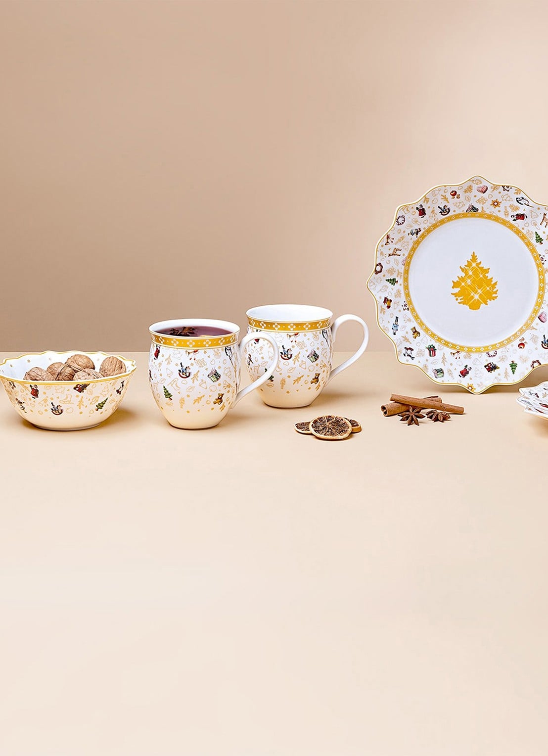 Villeroy & Boch Toy's Delight kerst serviesset 6-delig  - voorkant 4 gebroken wit