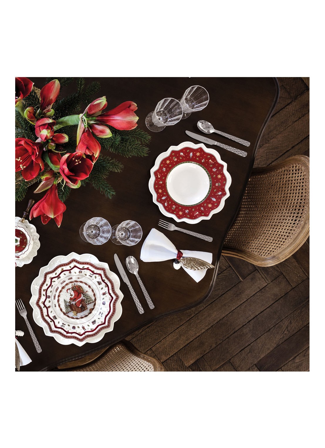 Villeroy & Boch Toy's Delight Kerst soepbord 26 cm - detail 2 steenrood