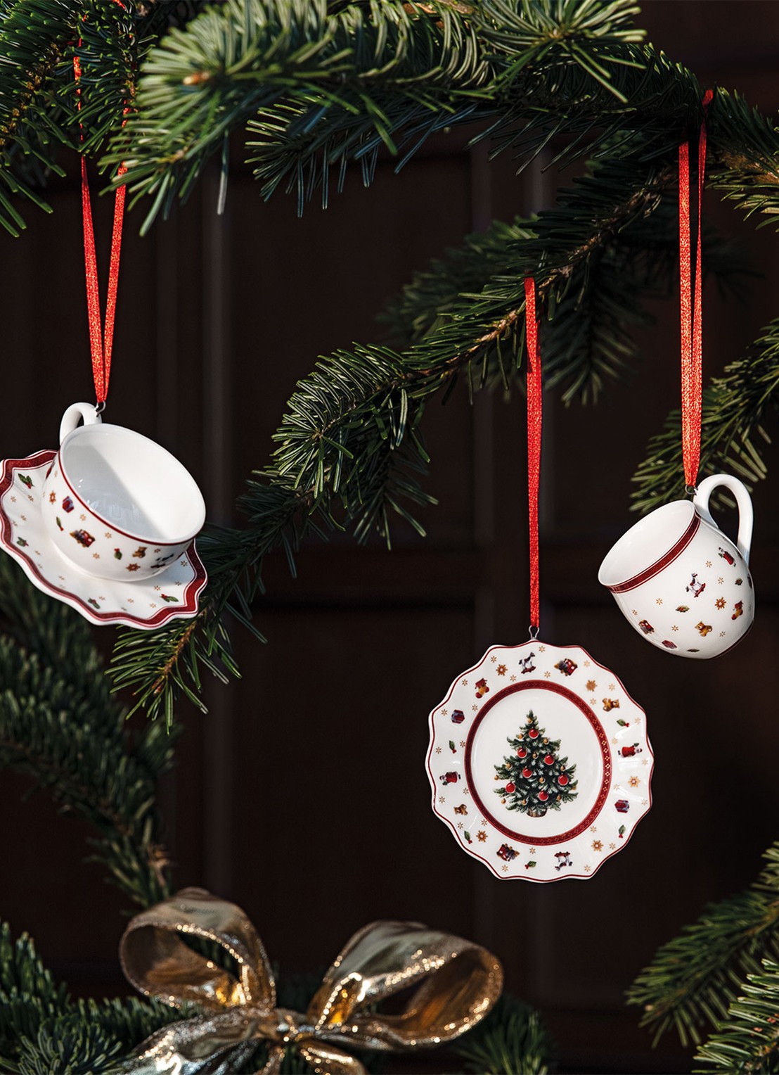 Villeroy & Boch Toy's Delight kersthangers set van 3 - voorkant 2 gebroken wit